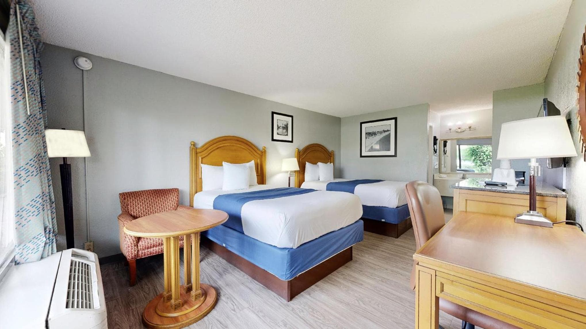 Days Inn by Wyndham Orlando Downtown — 3