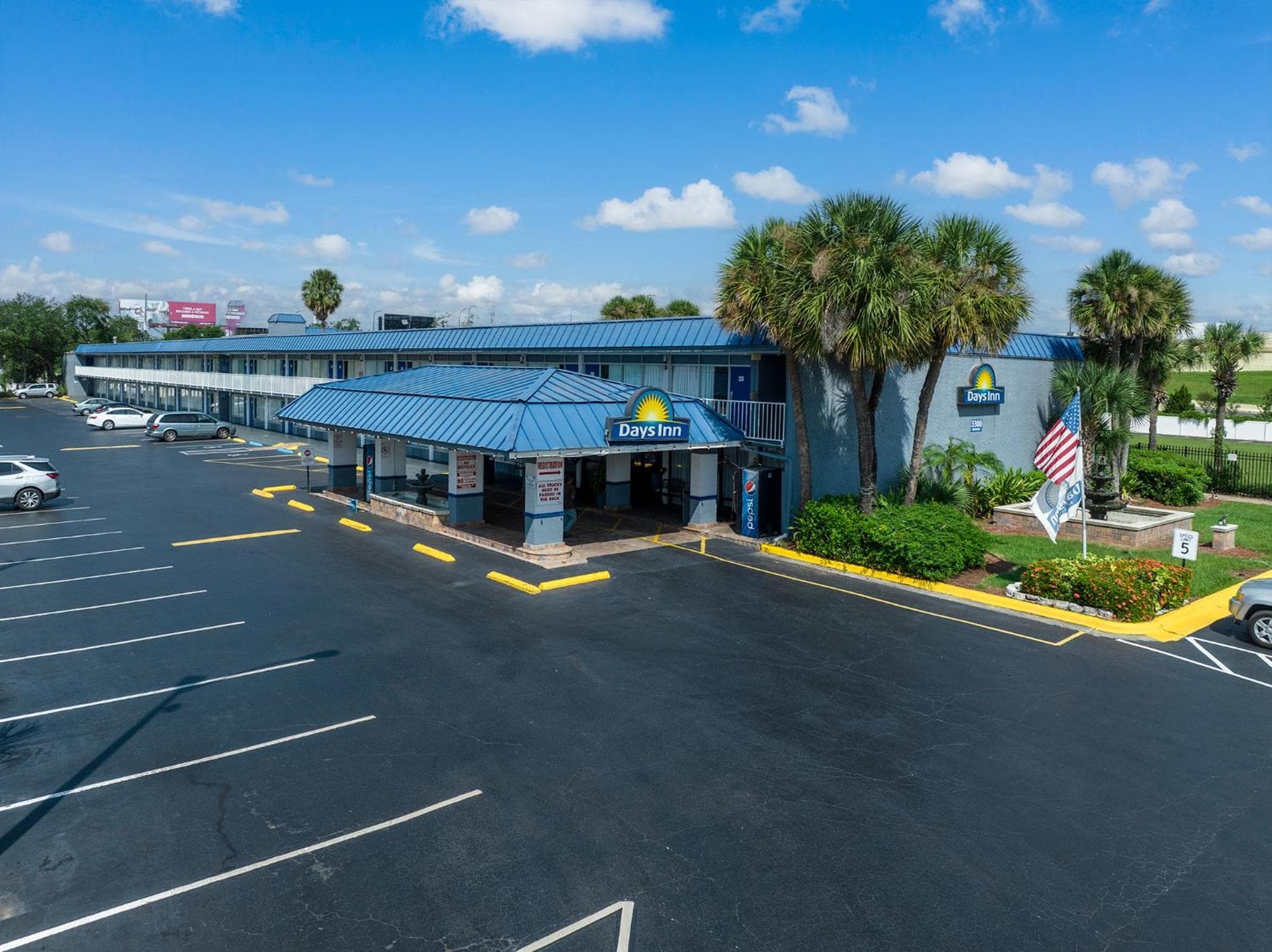 Days Inn by Wyndham Orlando Downtown — 2