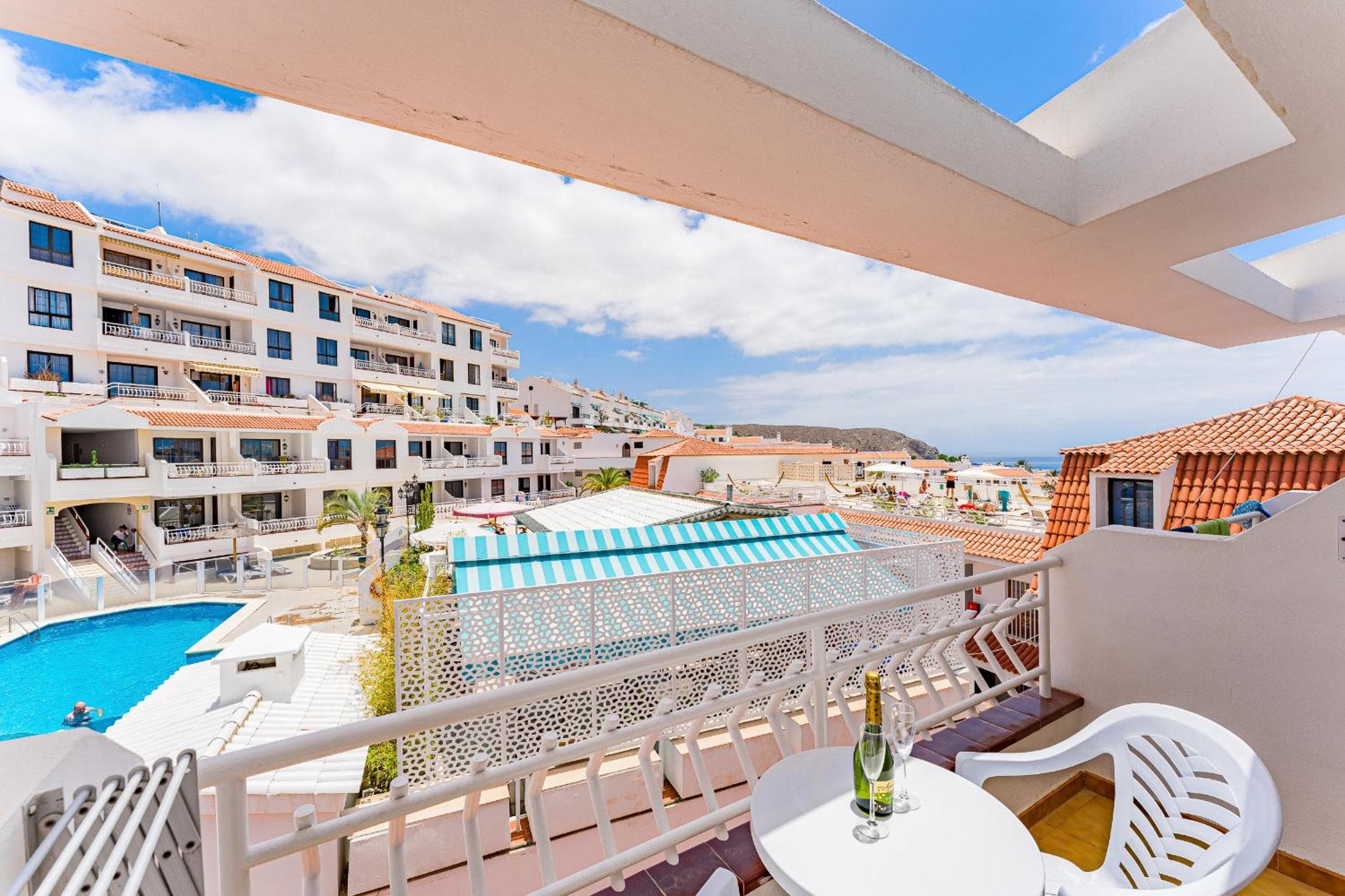 Pretty 1B apartment in Diamantes 2, Heated pool — 1