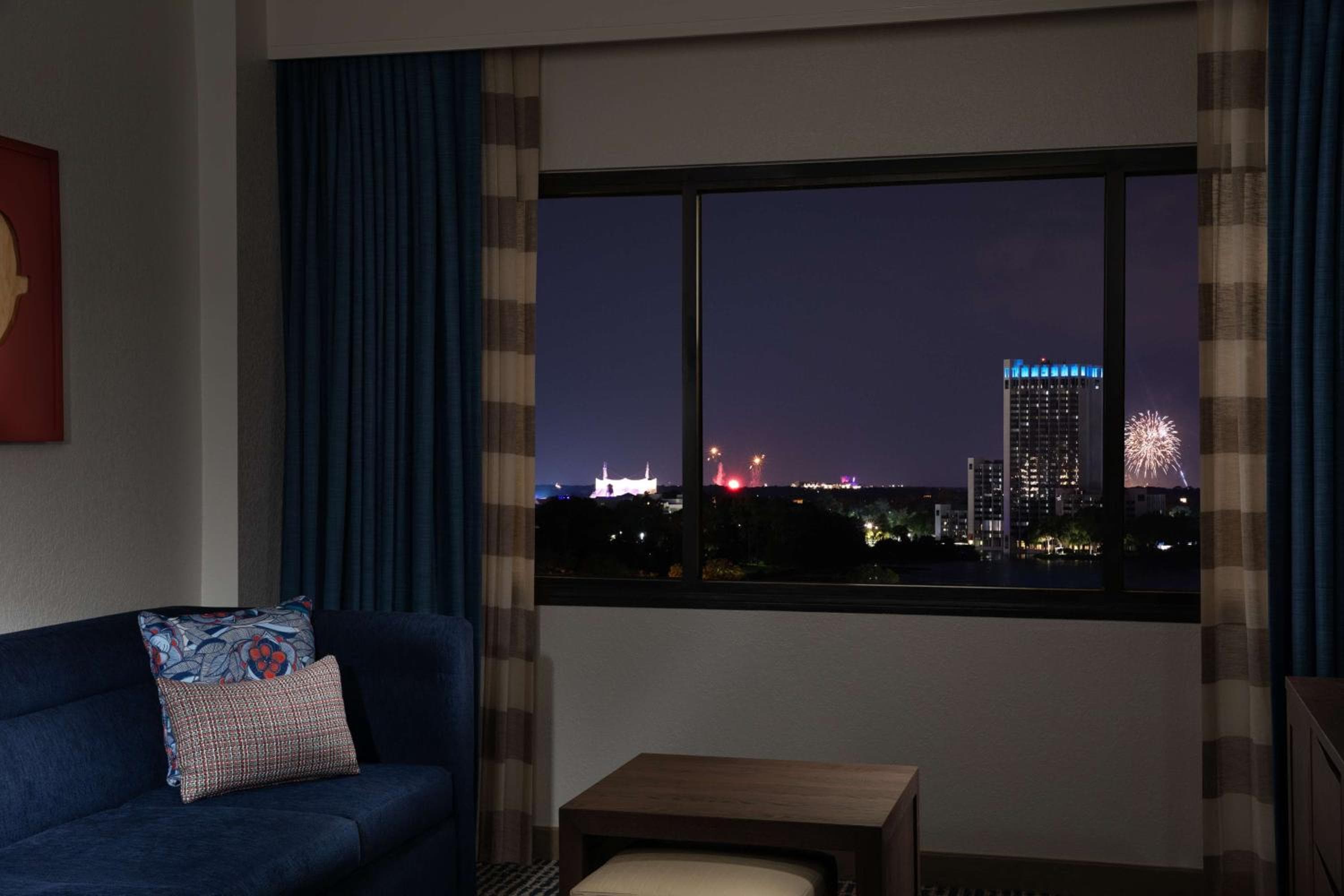 DoubleTree Suites by Hilton Orlando at Disney Springs — 17