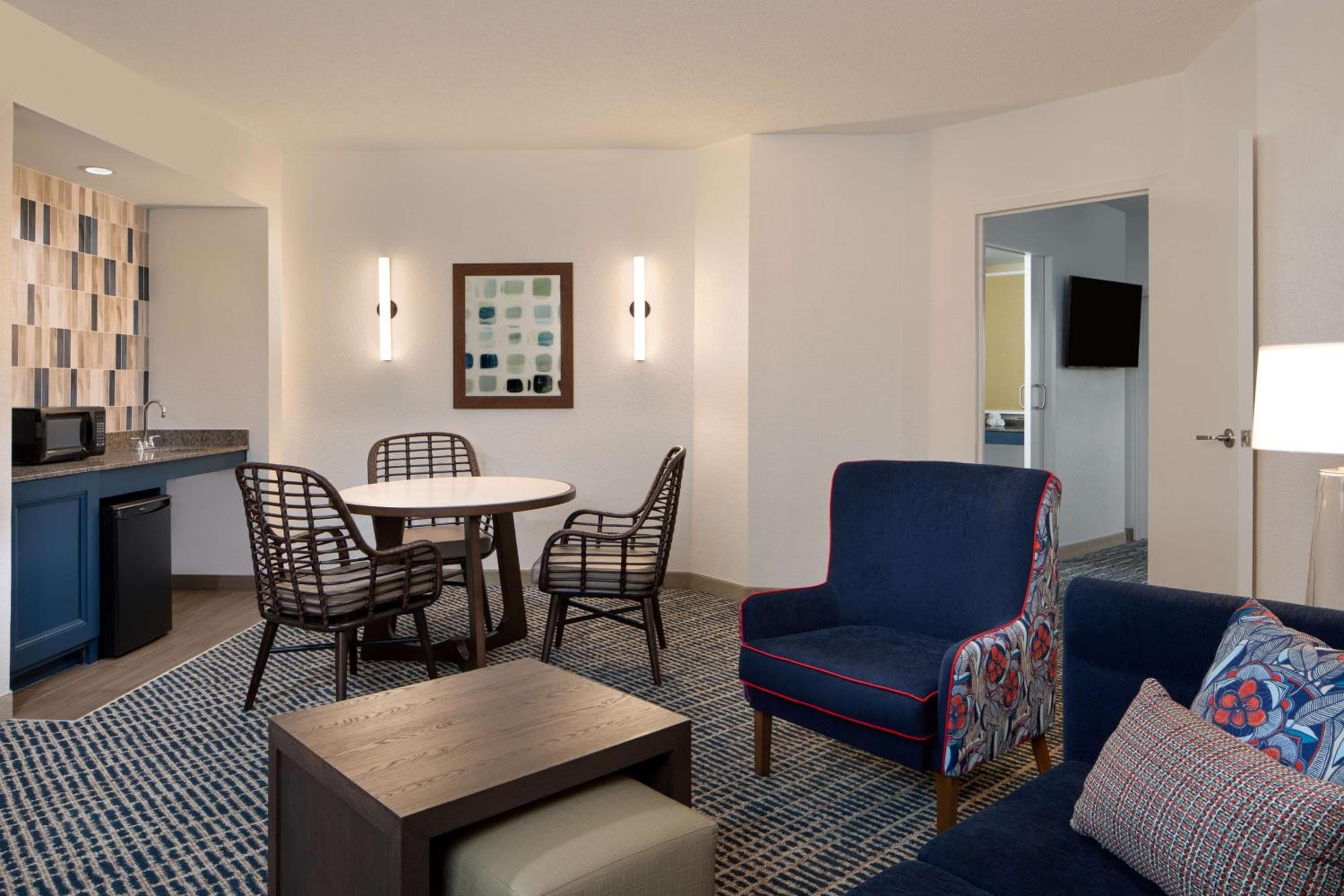 DoubleTree Suites by Hilton Orlando at Disney Springs — 19