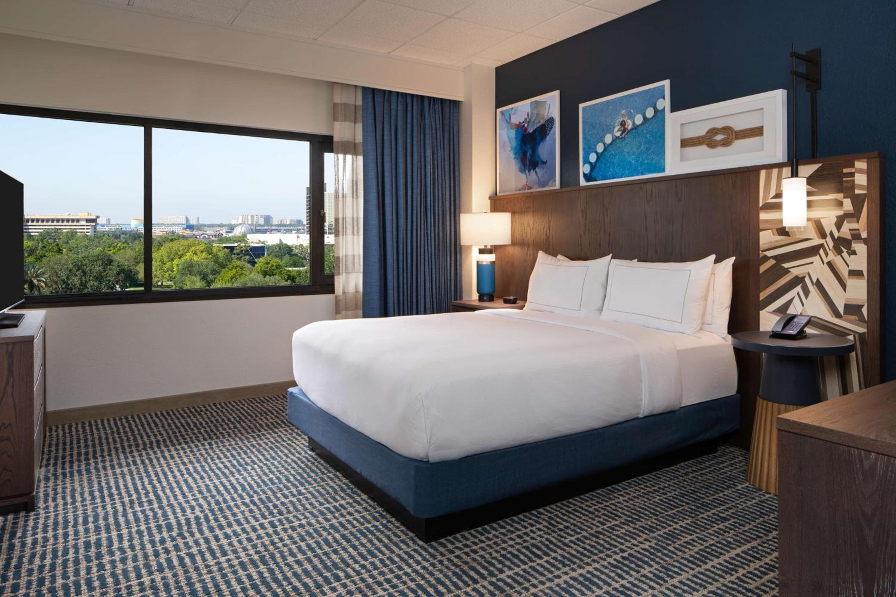 DoubleTree Suites by Hilton Orlando at Disney Springs — 24
