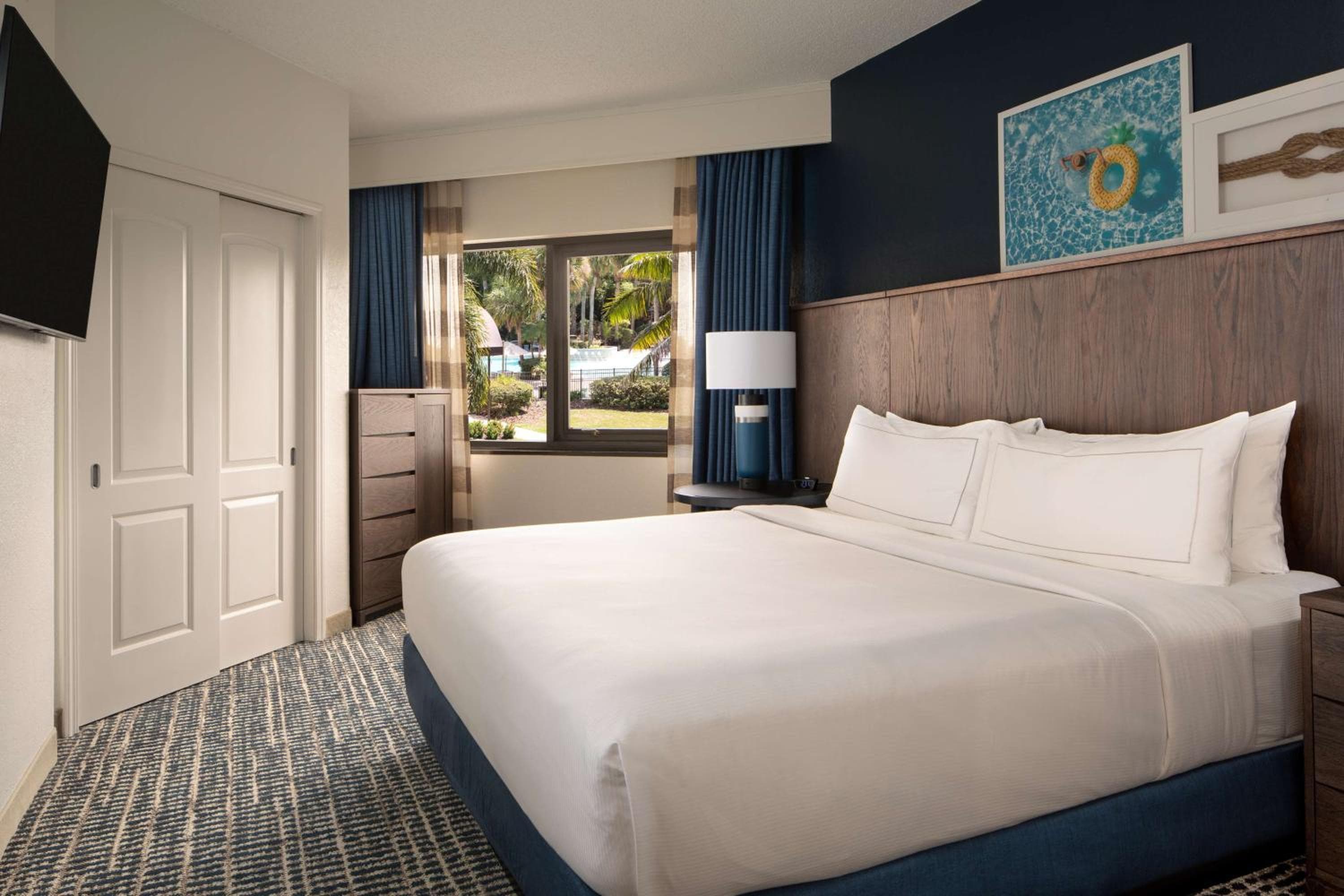 DoubleTree Suites by Hilton Orlando at Disney Springs — 26
