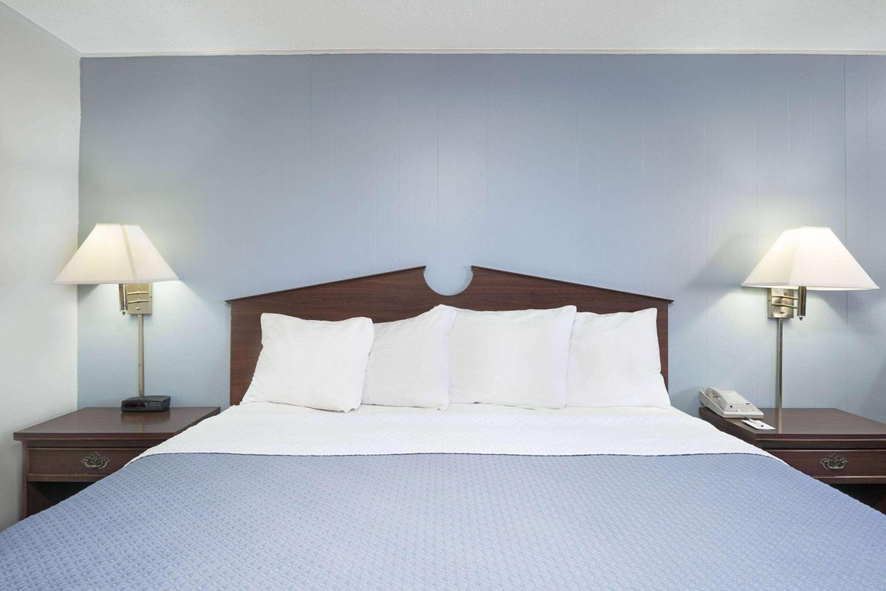 Travelodge by Wyndham Las Vegas NM — 6