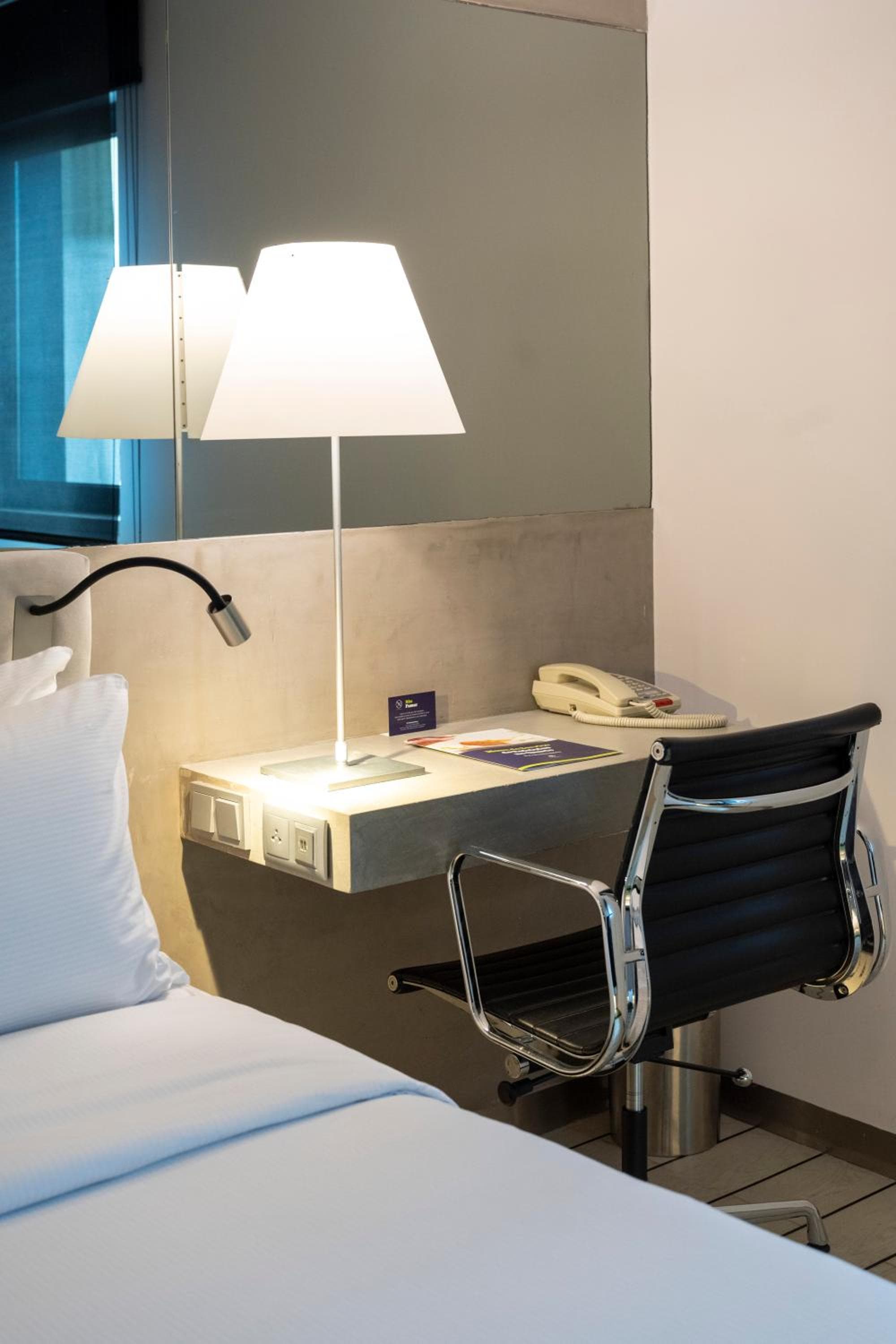 DoubleTree by Hilton Lisbon Fontana Park — 9