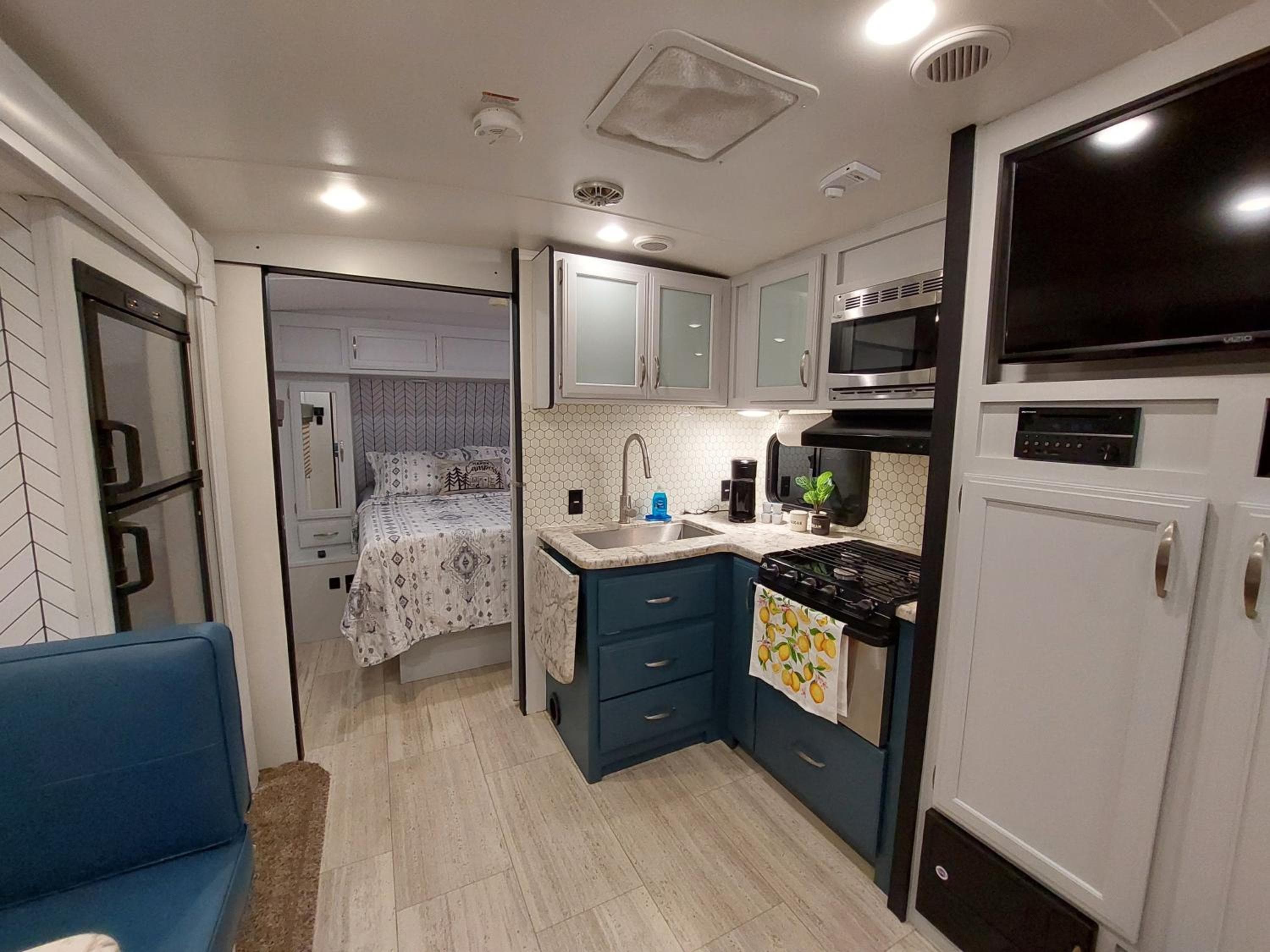 The Torres' Camper Experience! — 16
