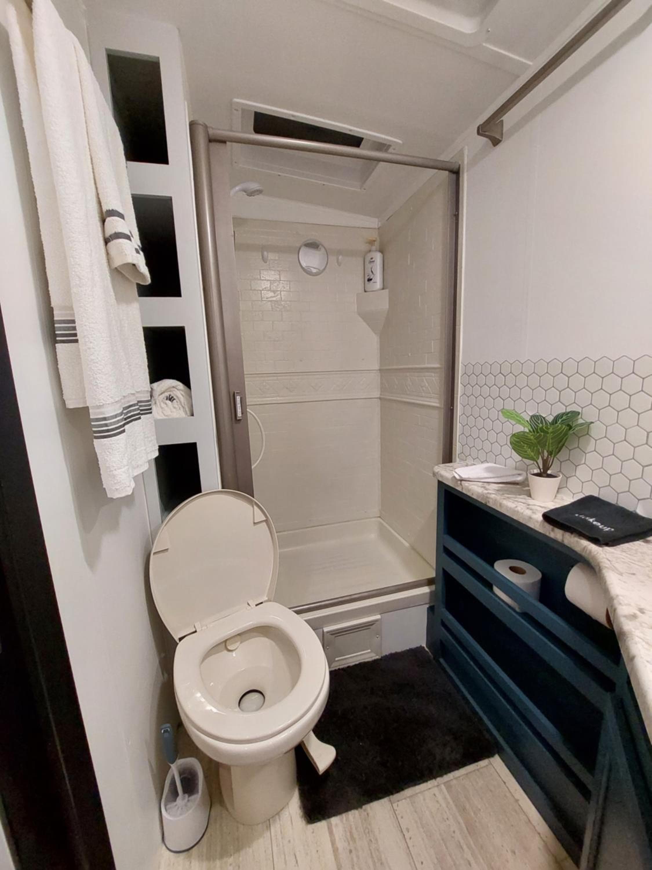 The Torres' Camper Experience! — 8