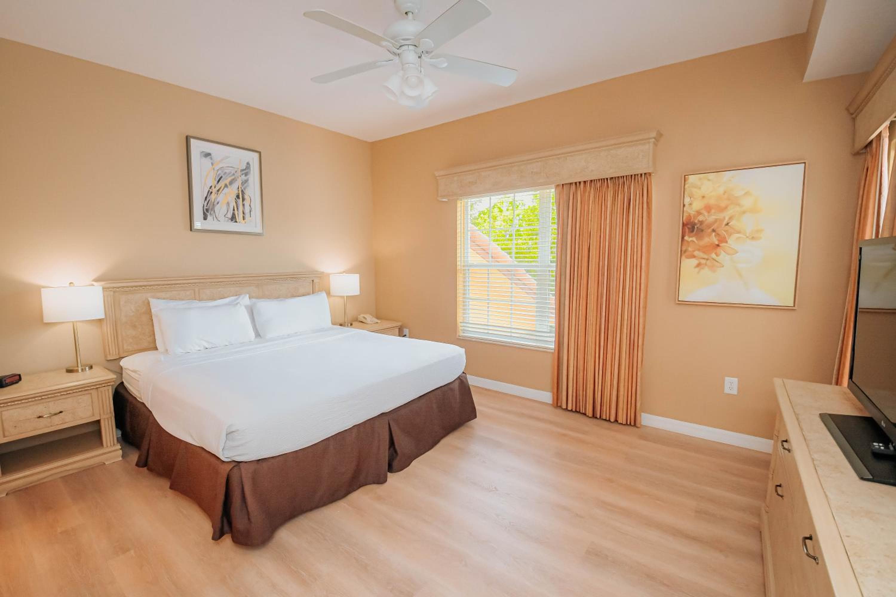 WorldQuest Orlando Resort — 16