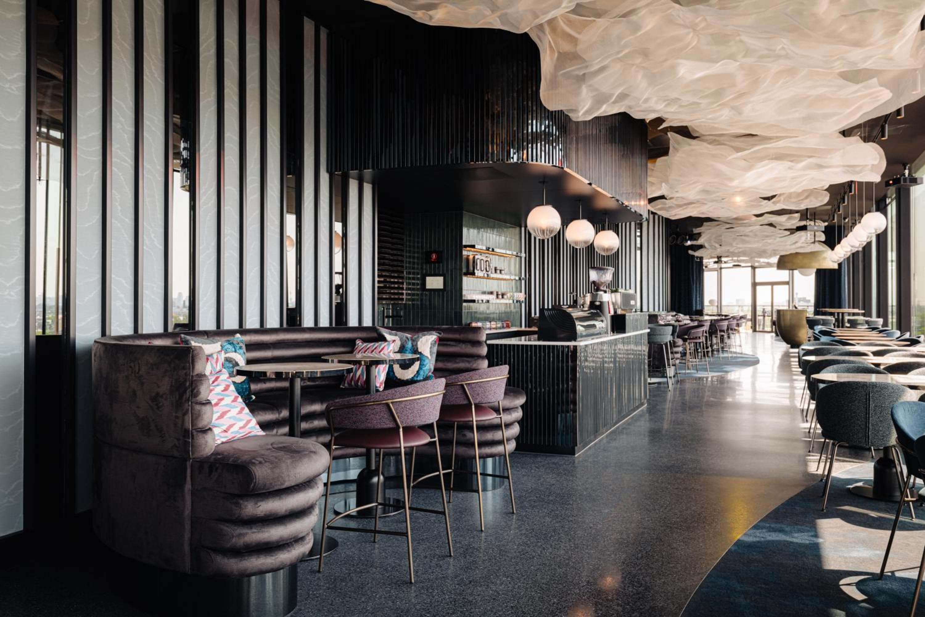 DoubleTree by Hilton Amsterdam Centraal Station — 29