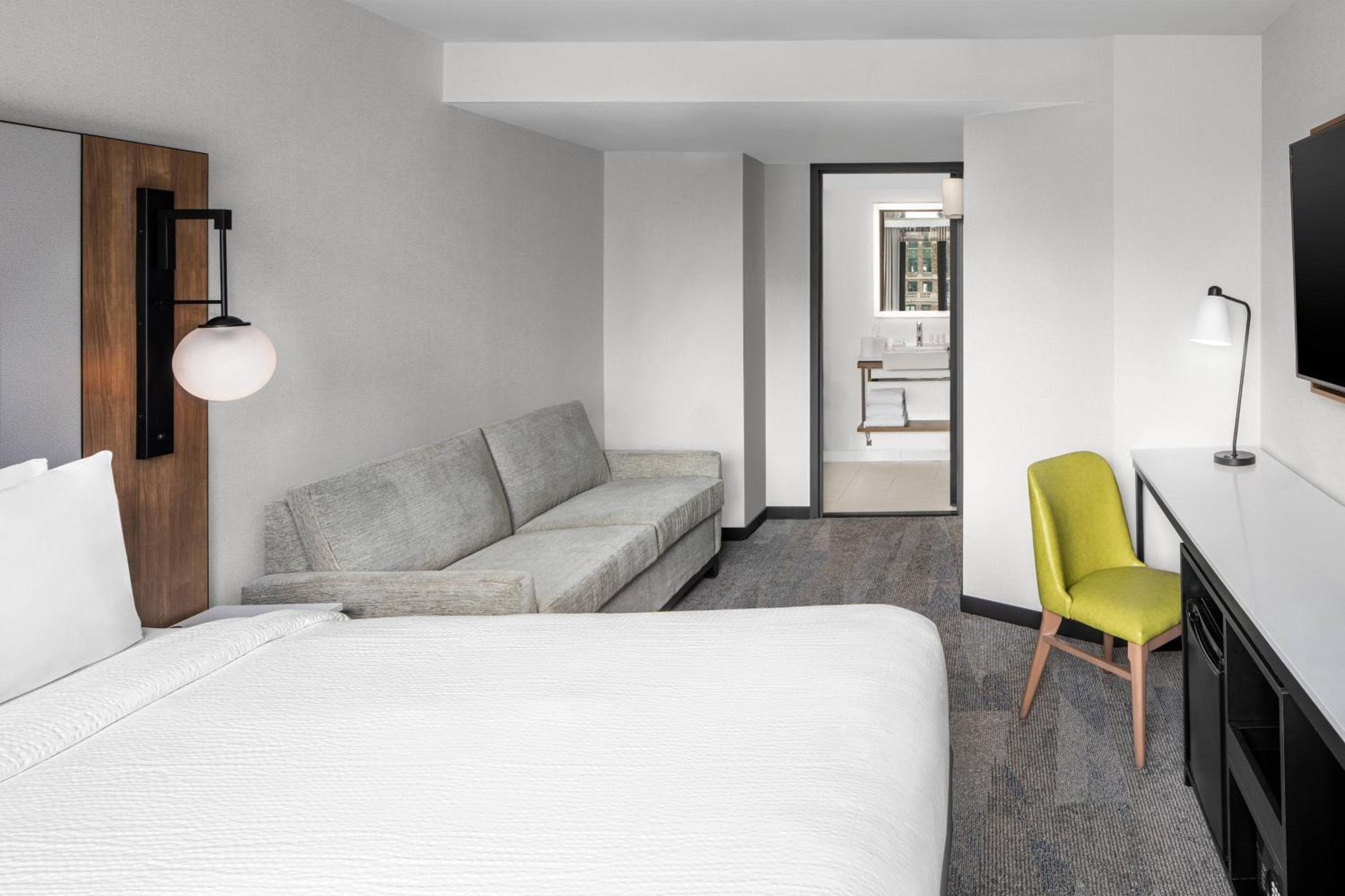 Fairfield Inn & Suites by Marriott New York Manhattan/Times Square Sud — 9