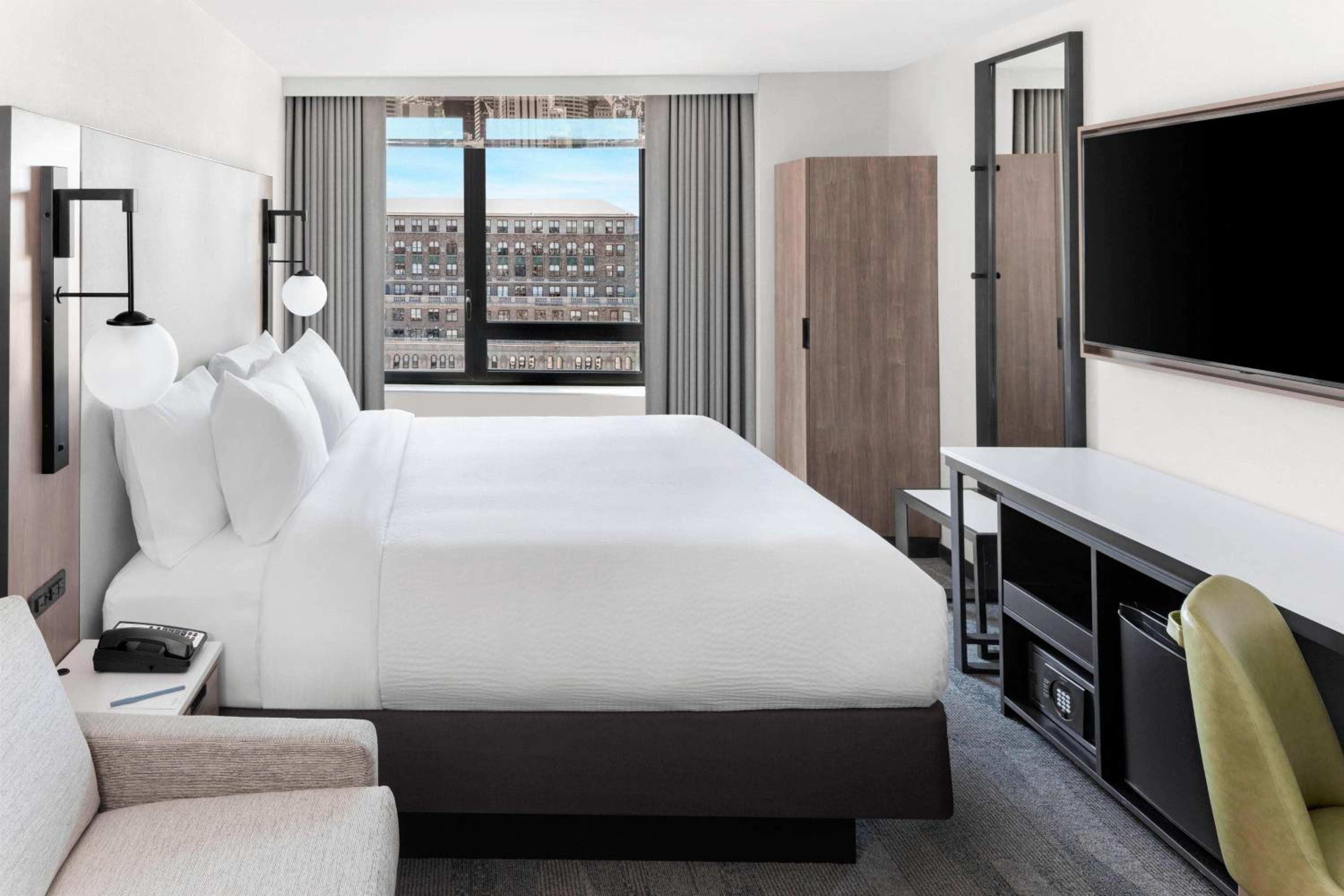 Fairfield Inn & Suites by Marriott New York Manhattan/Times Square Sud — 11