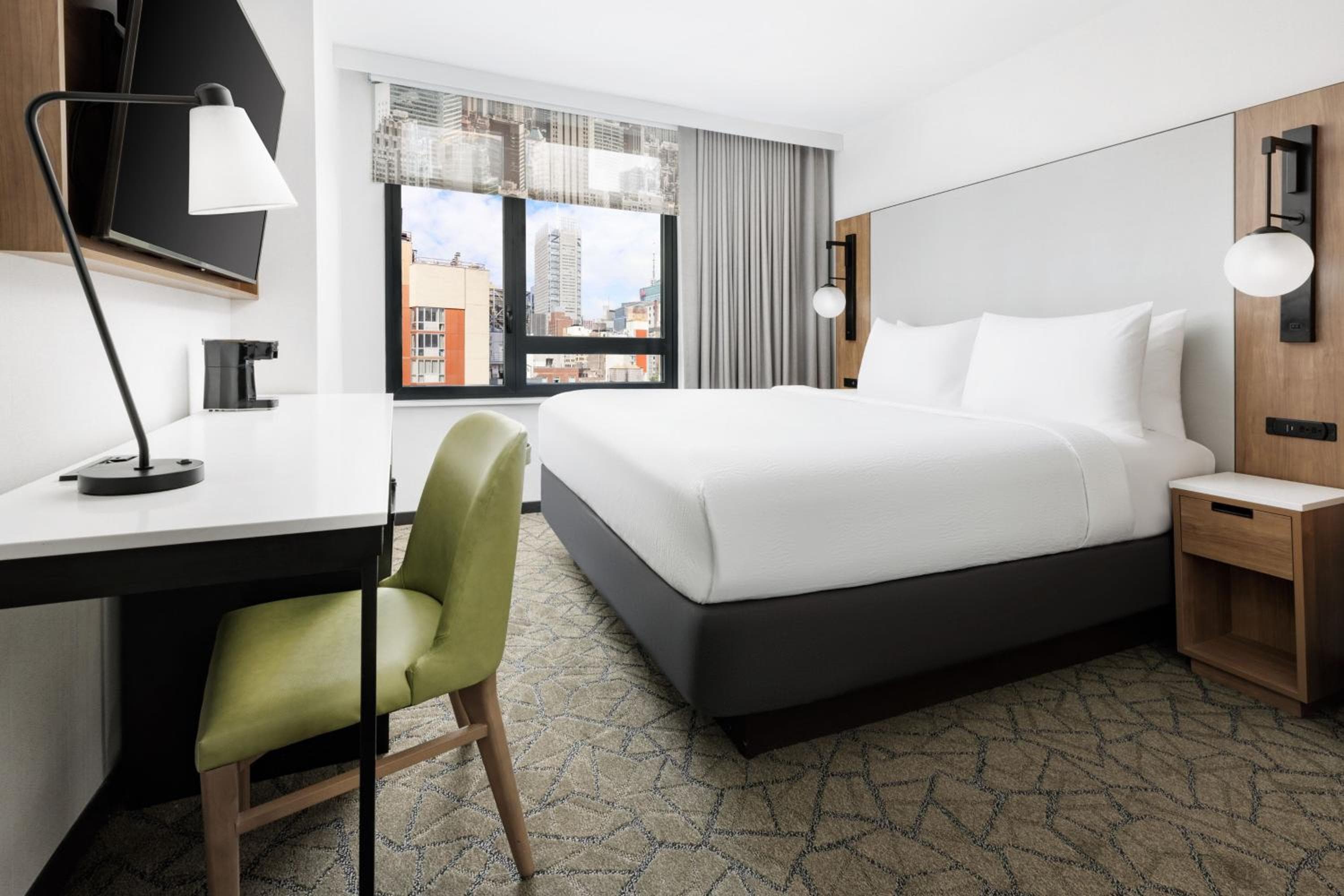 Fairfield Inn & Suites by Marriott New York Manhattan/Times Square Sud — 14