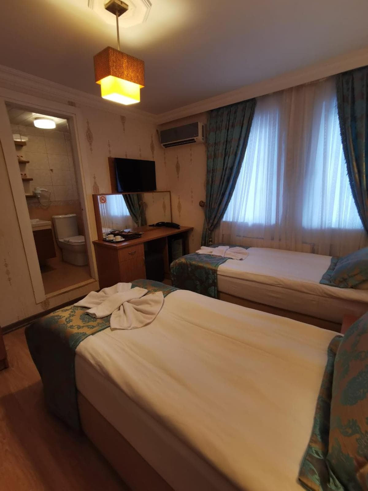 Agora Boutique Hotel & Bistro — 24
