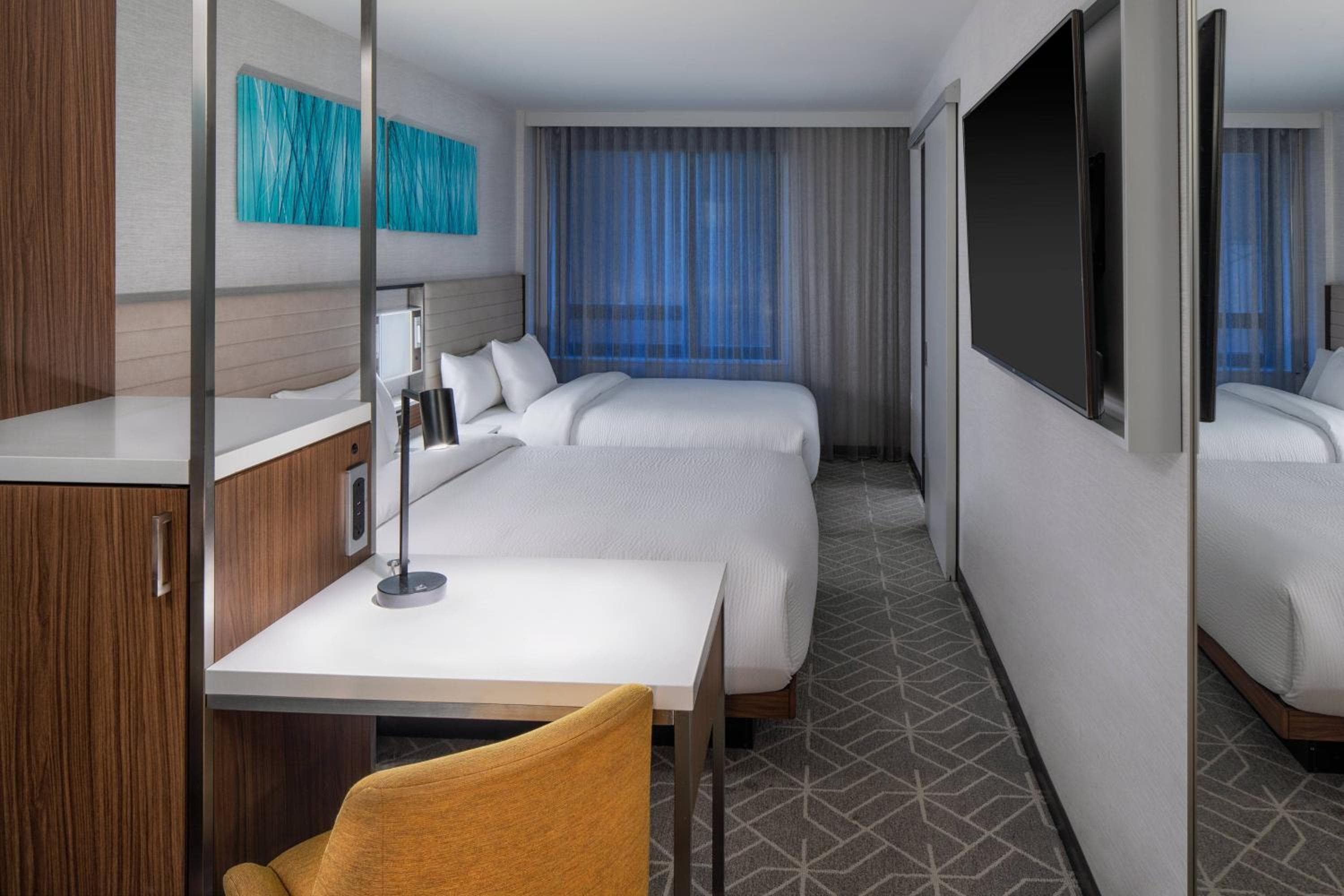 SpringHill Suites by Marriott New York Manhattan/Times Square Sud — 11