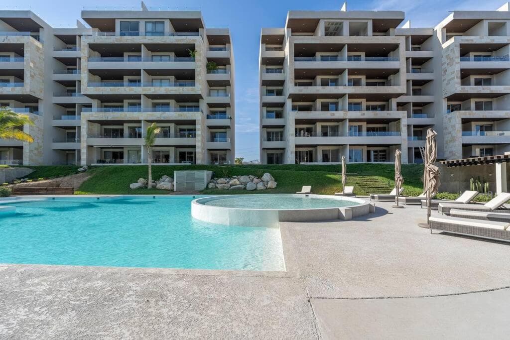 VISTA VELA 3 with 3BR/3Bath Condo — 27