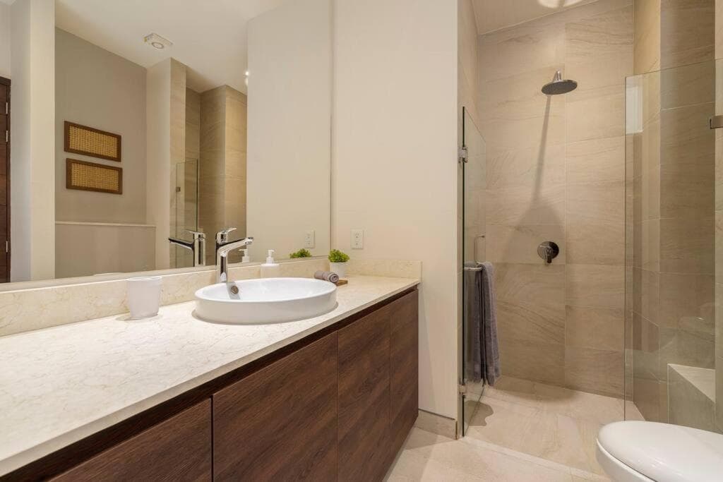 VISTA VELA 3 with 3BR/3Bath Condo — 17