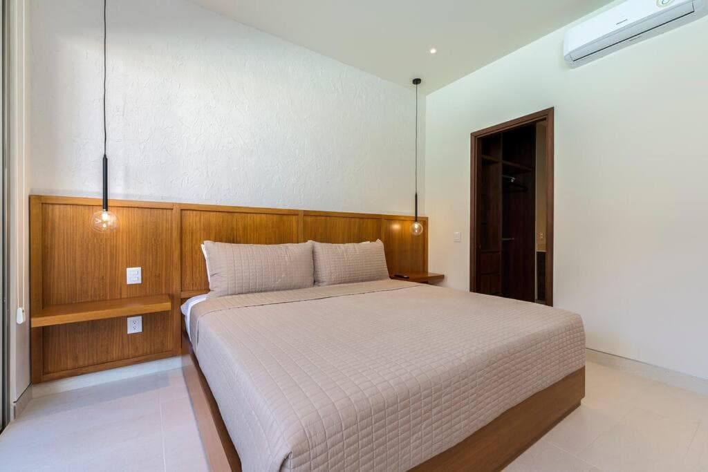 VISTA VELA 3 with 3BR/3Bath Condo — 23