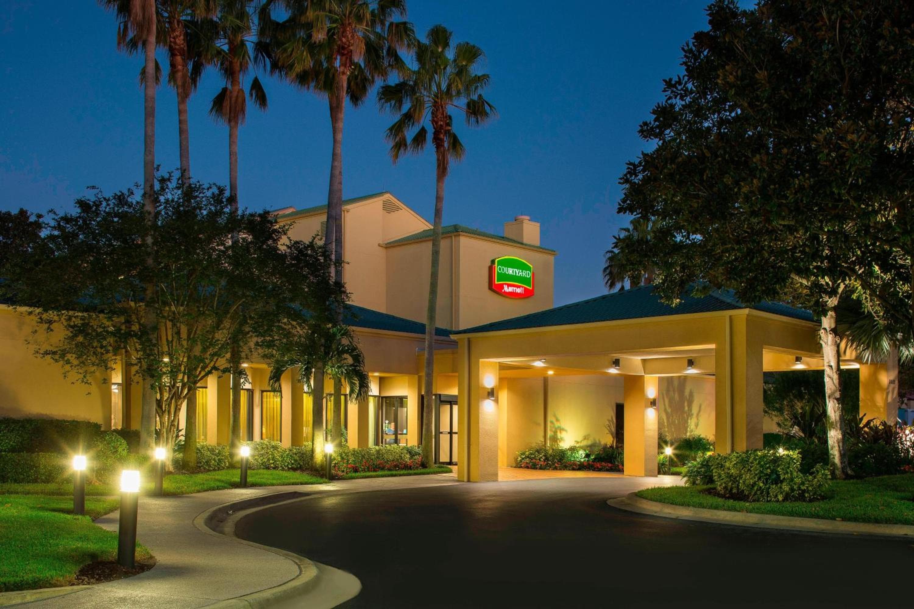 Courtyard Orlando International Drive/Convention Center — 1