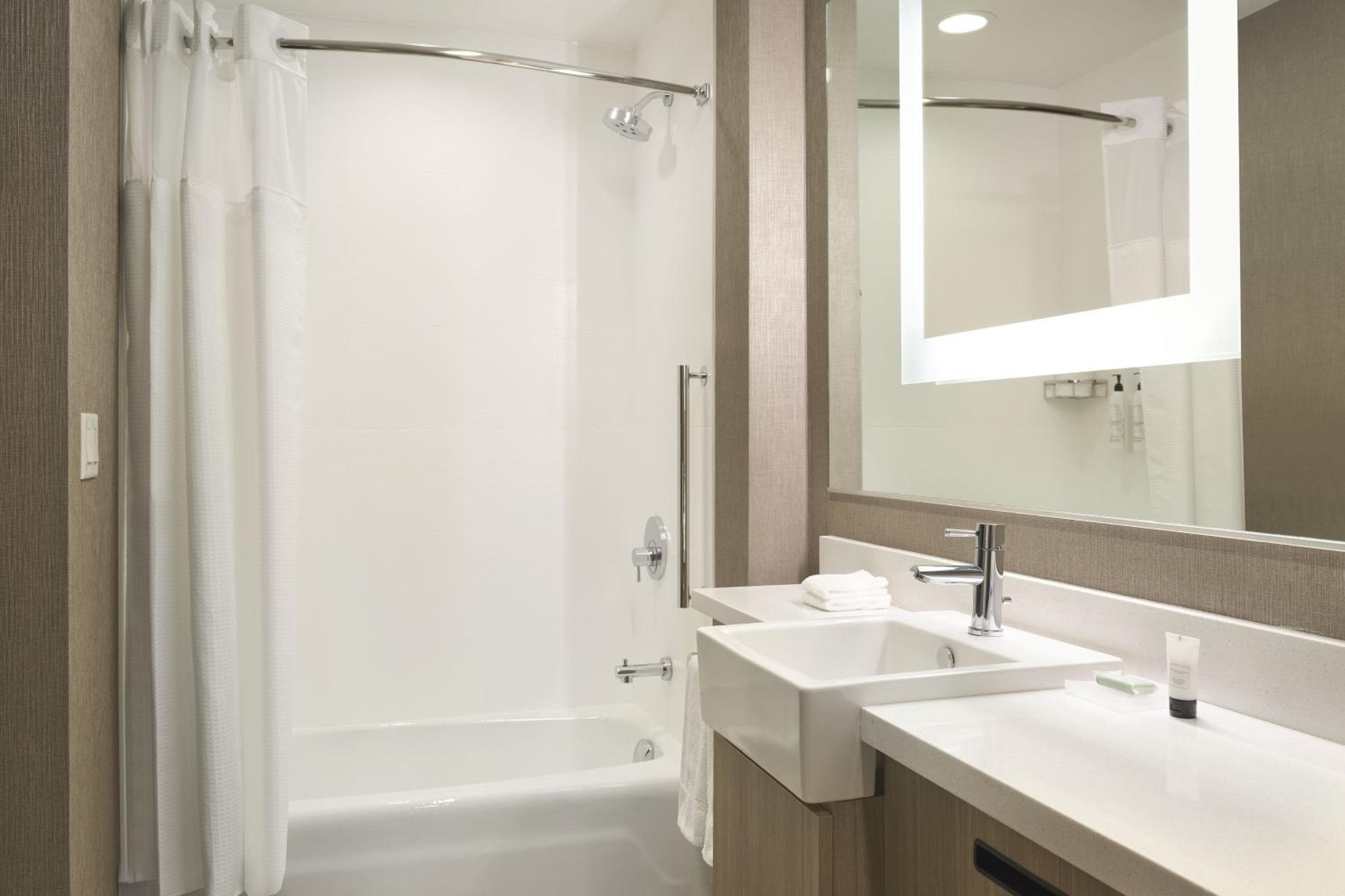 SpringHill Suites by Marriott Las Vegas Aeropuerto — 18