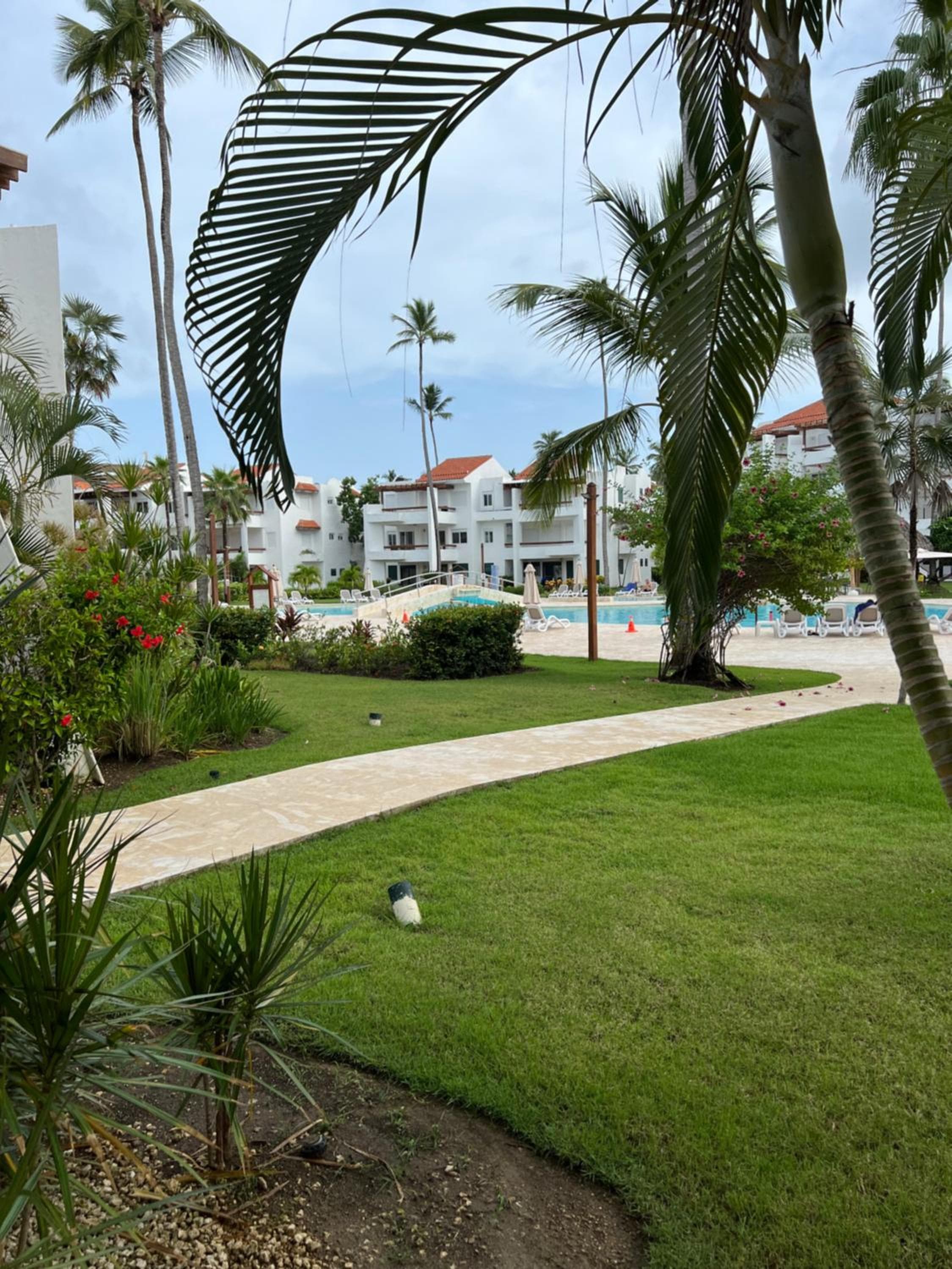 Condominio de 1 dormitorio frente al mar completamente renovado en la comunidad cerrada de Stanza Mare con playa privada, piscina, restaurante y comodidade — 17