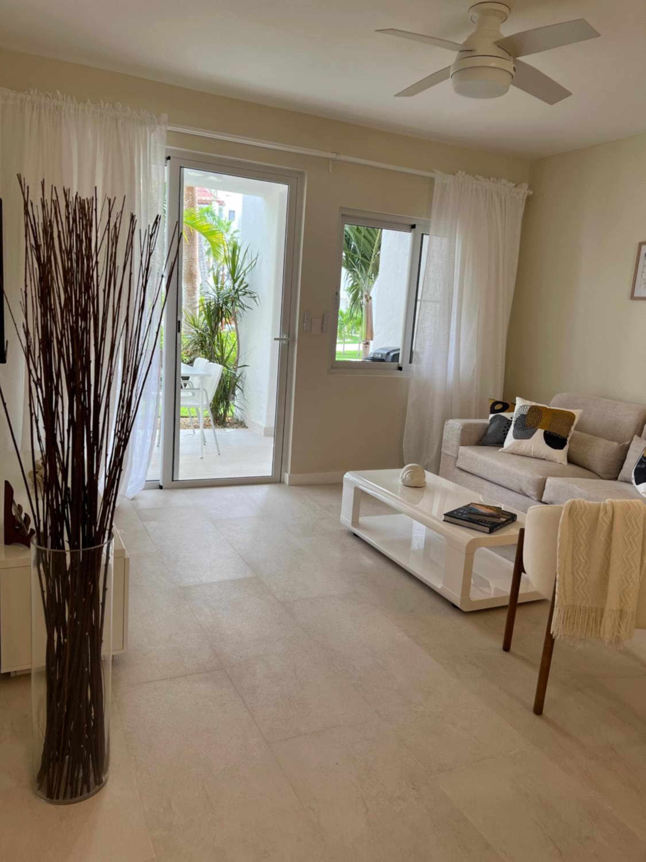 Fully renovated Beachfront 1BR Condo in the gated Stanza Mare community with a private beach, pool, onsite restaurant and modern amenities such as refriger — 29