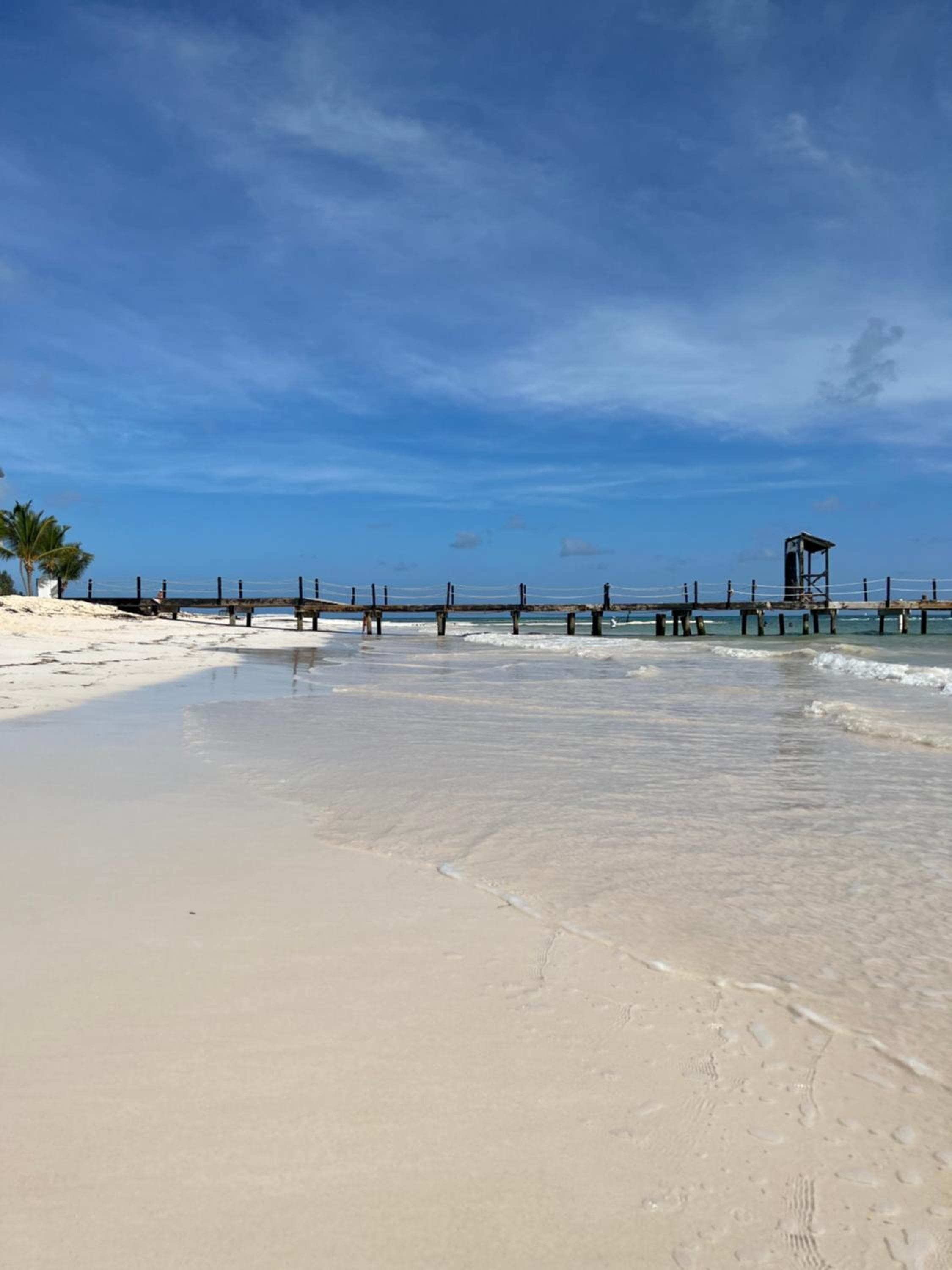 Condominio de 1 dormitorio frente al mar completamente renovado en la comunidad cerrada de Stanza Mare con playa privada, piscina, restaurante y comodidade — 10