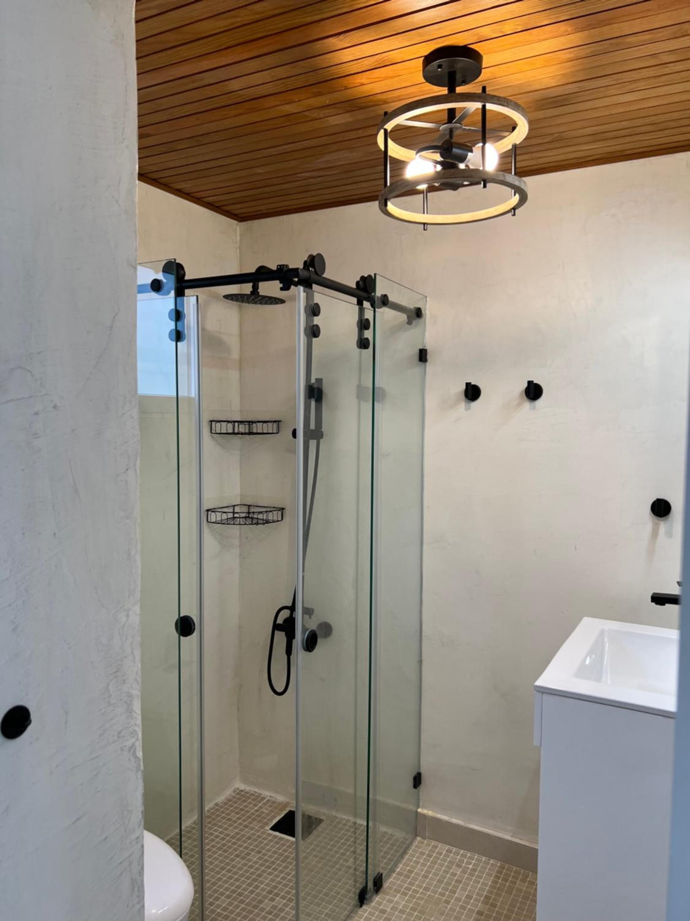 Fully renovated Beachfront 1BR Condo in the gated Stanza Mare community with a private beach, pool, onsite restaurant and modern amenities such as refriger — 23