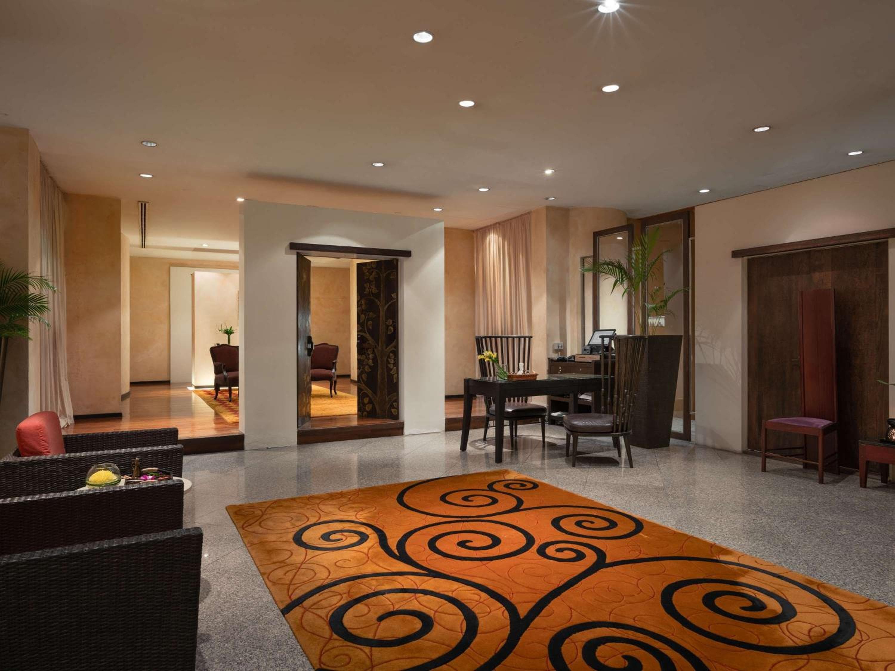 Pullman Bangkok Hotel G — 12