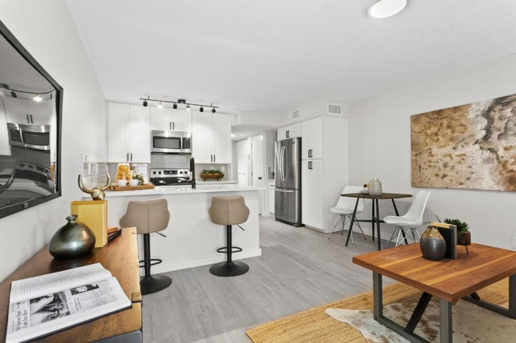 UNIVERSITY SERENITY SUITES — 10