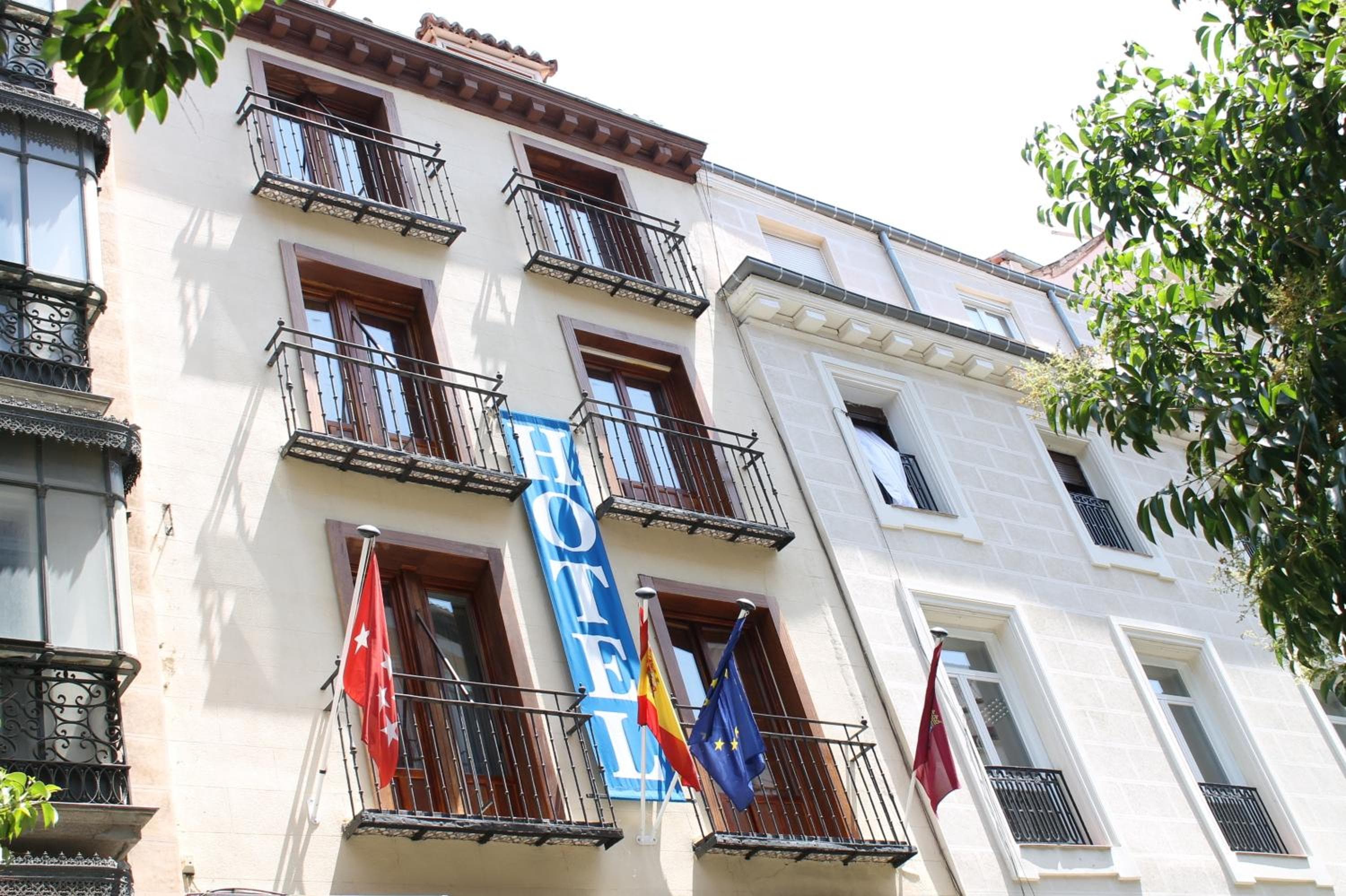 Hotel Mirador Puerta del Sol — 14
