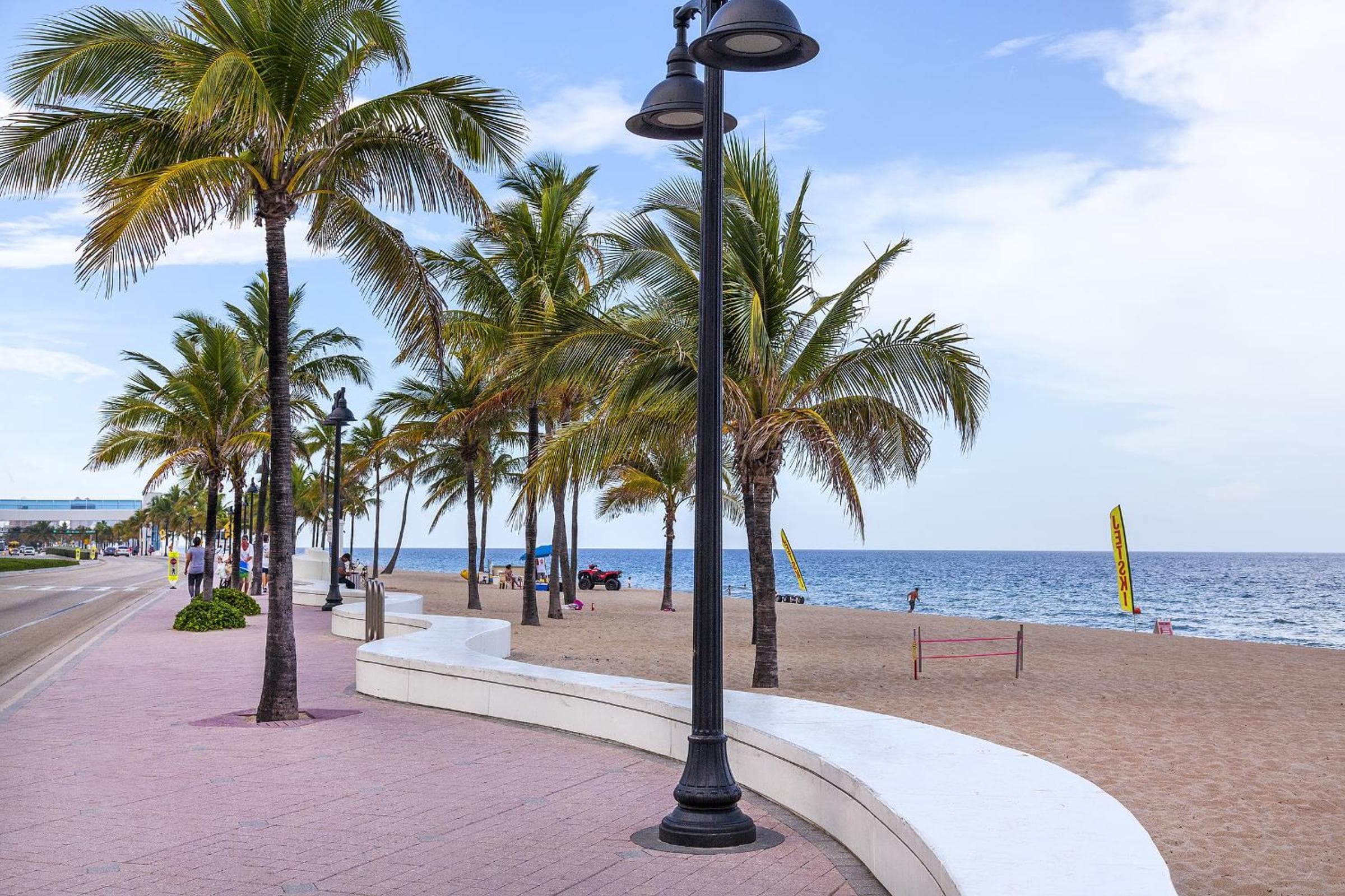 Palacio de la playa del océano — 6