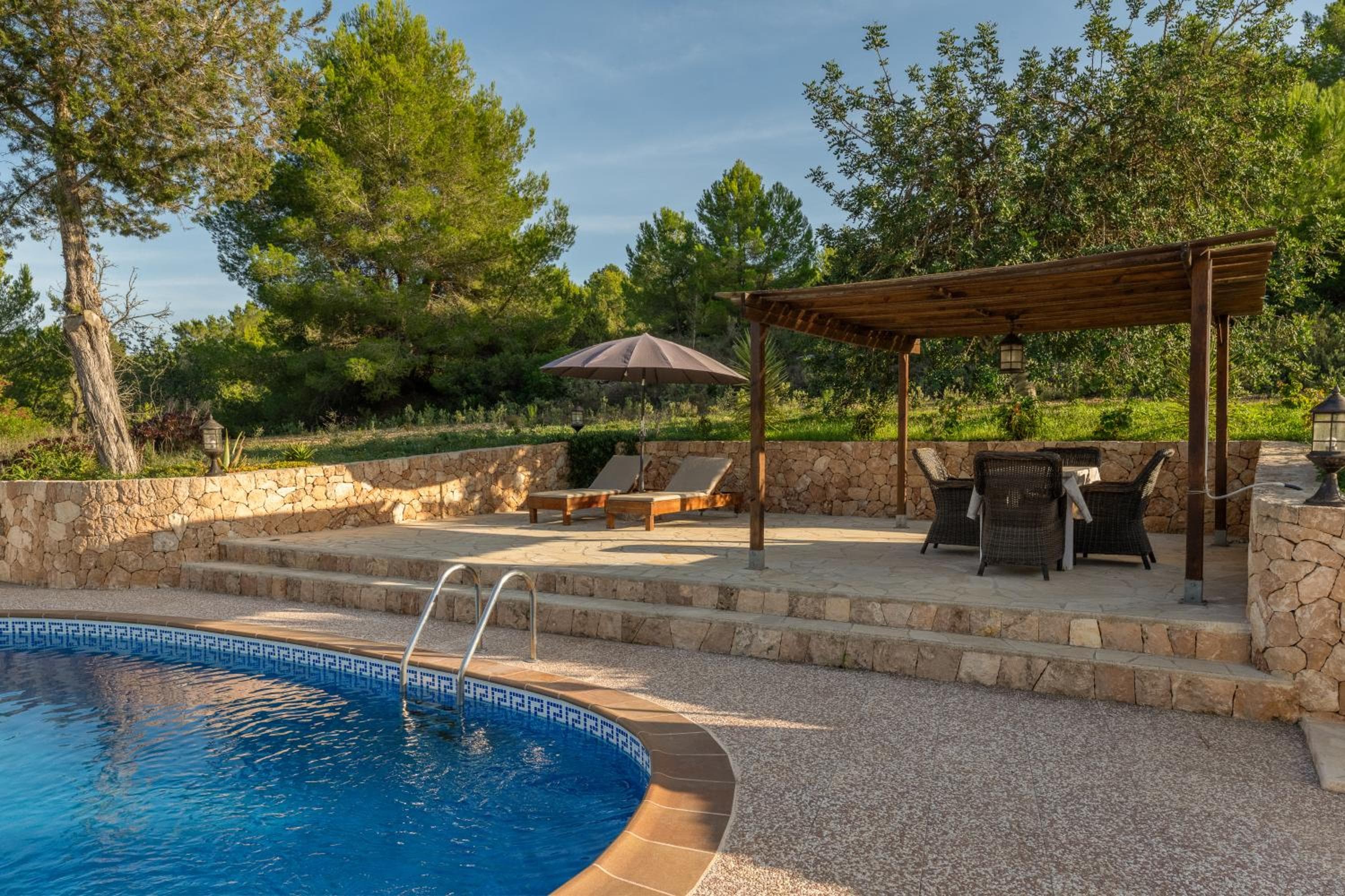 VILLA GRANDE PARADISO — 22