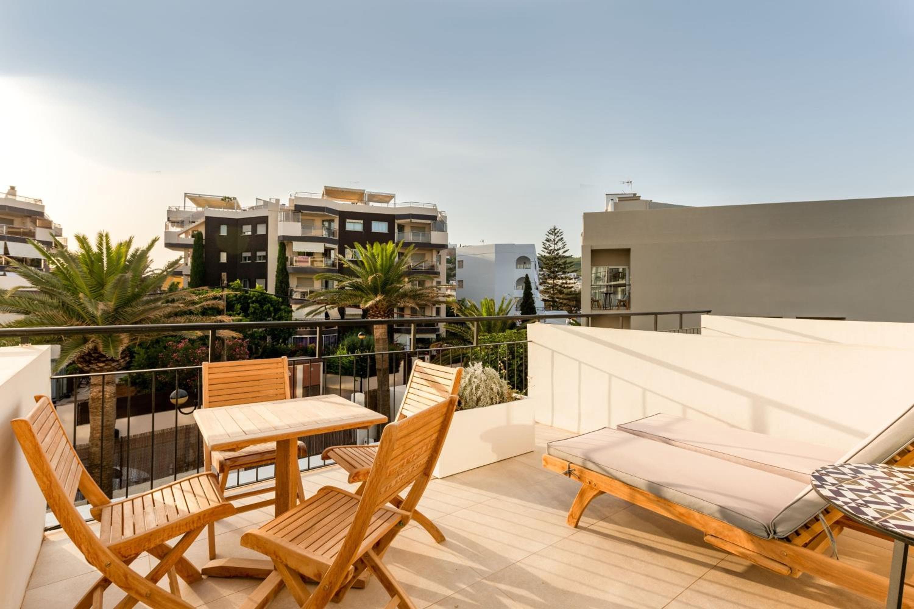 Hotel Riomar, Ibiza, un hotel de cartera homenaje — 22