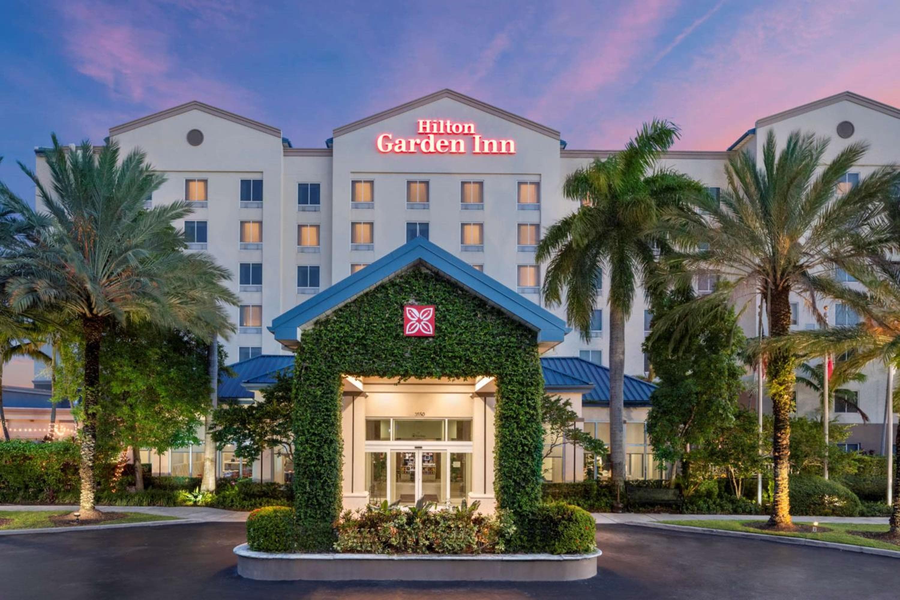 Hilton Garden Inn Miami Airport West — 2