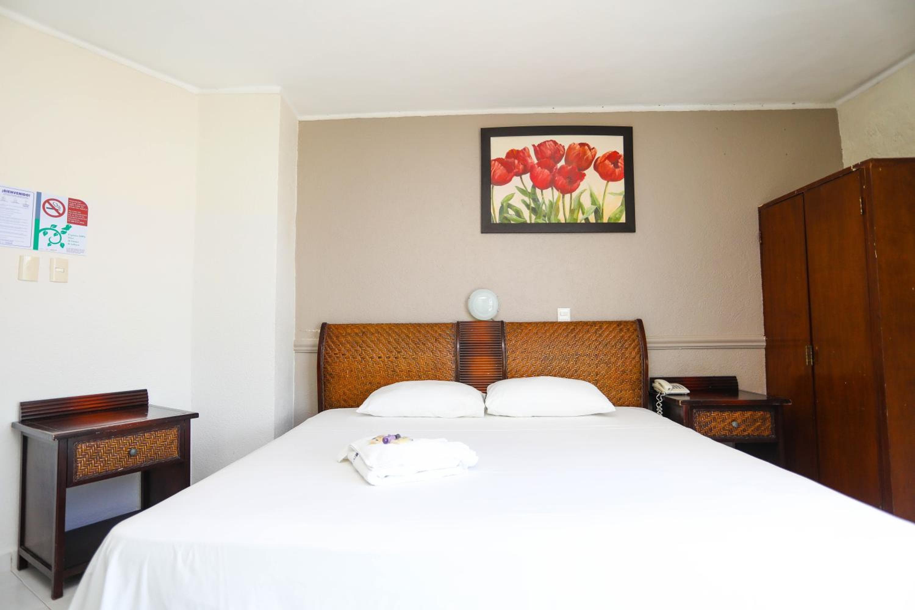 Hotel Parador — 19
