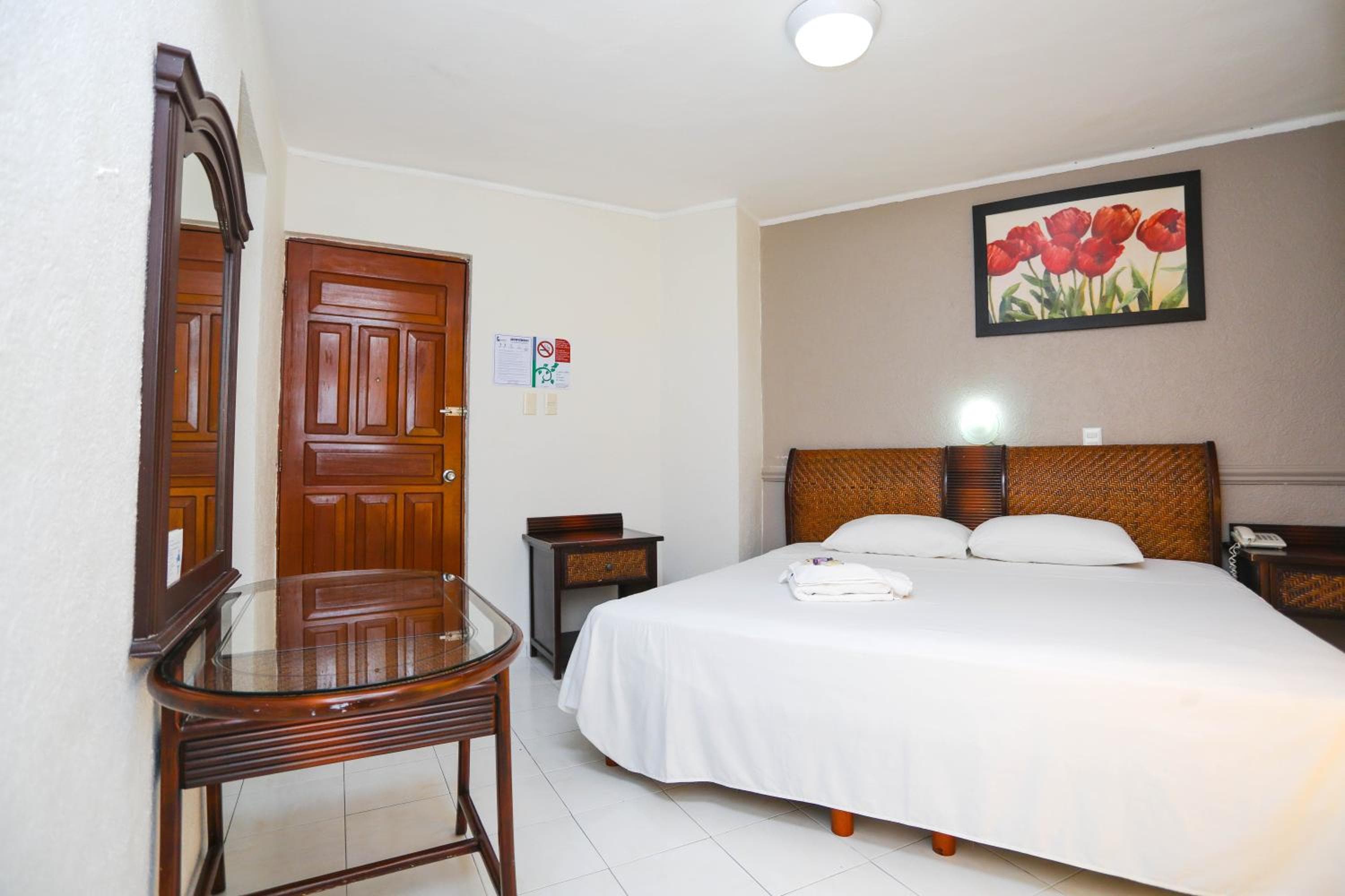 Hotel Parador — 5