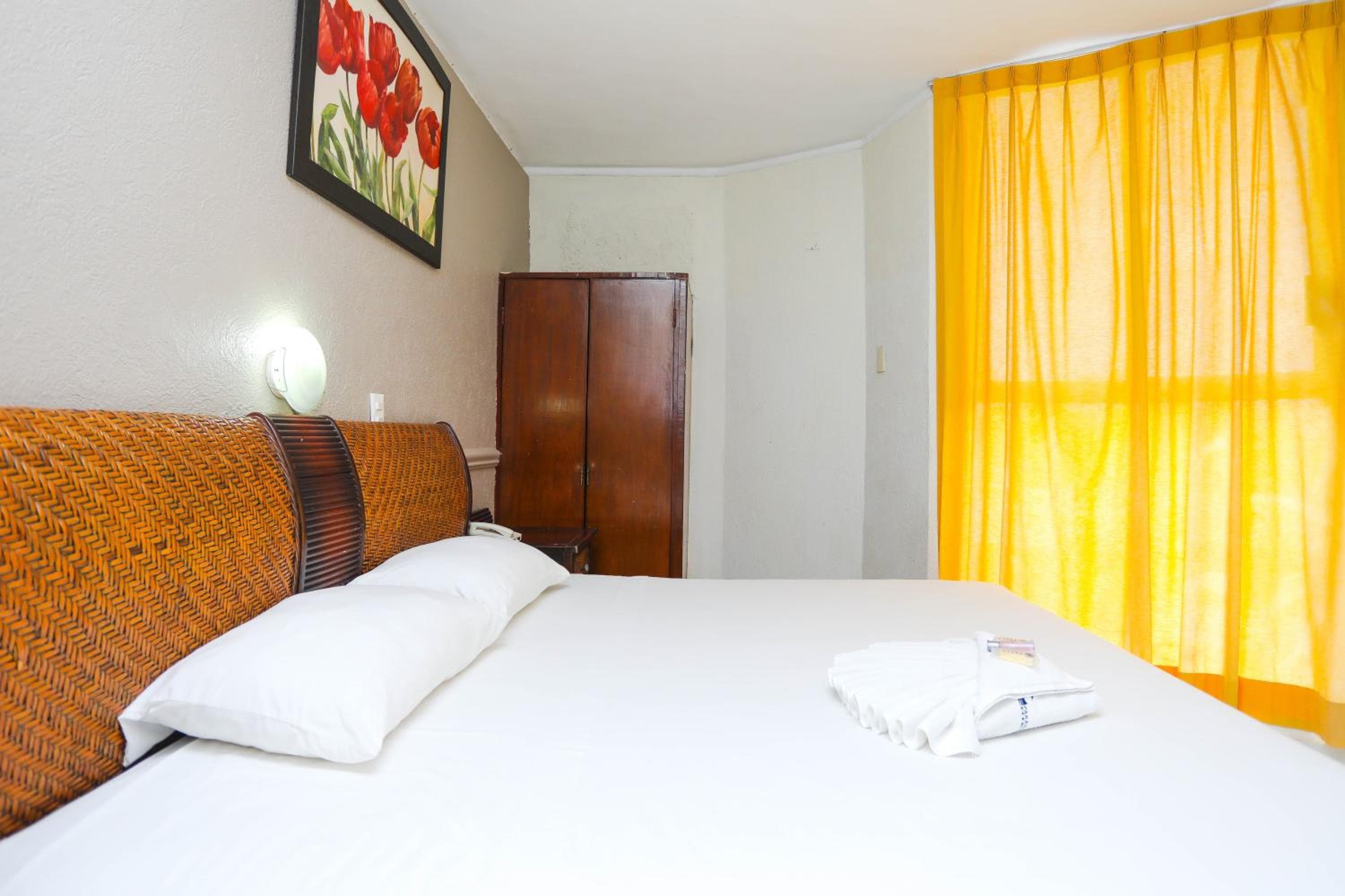 Hotel Parador — 25