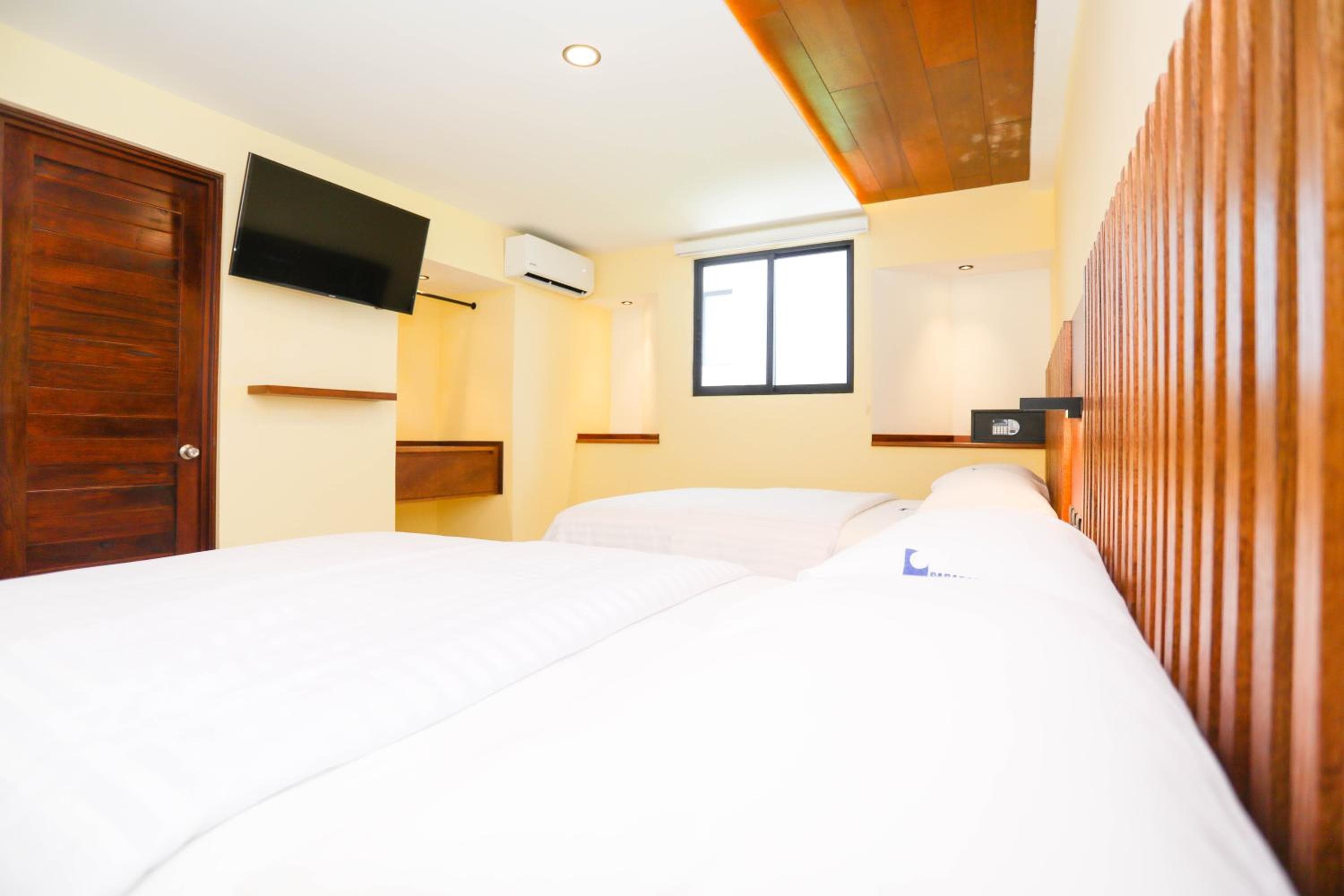 Hotel Parador — 30