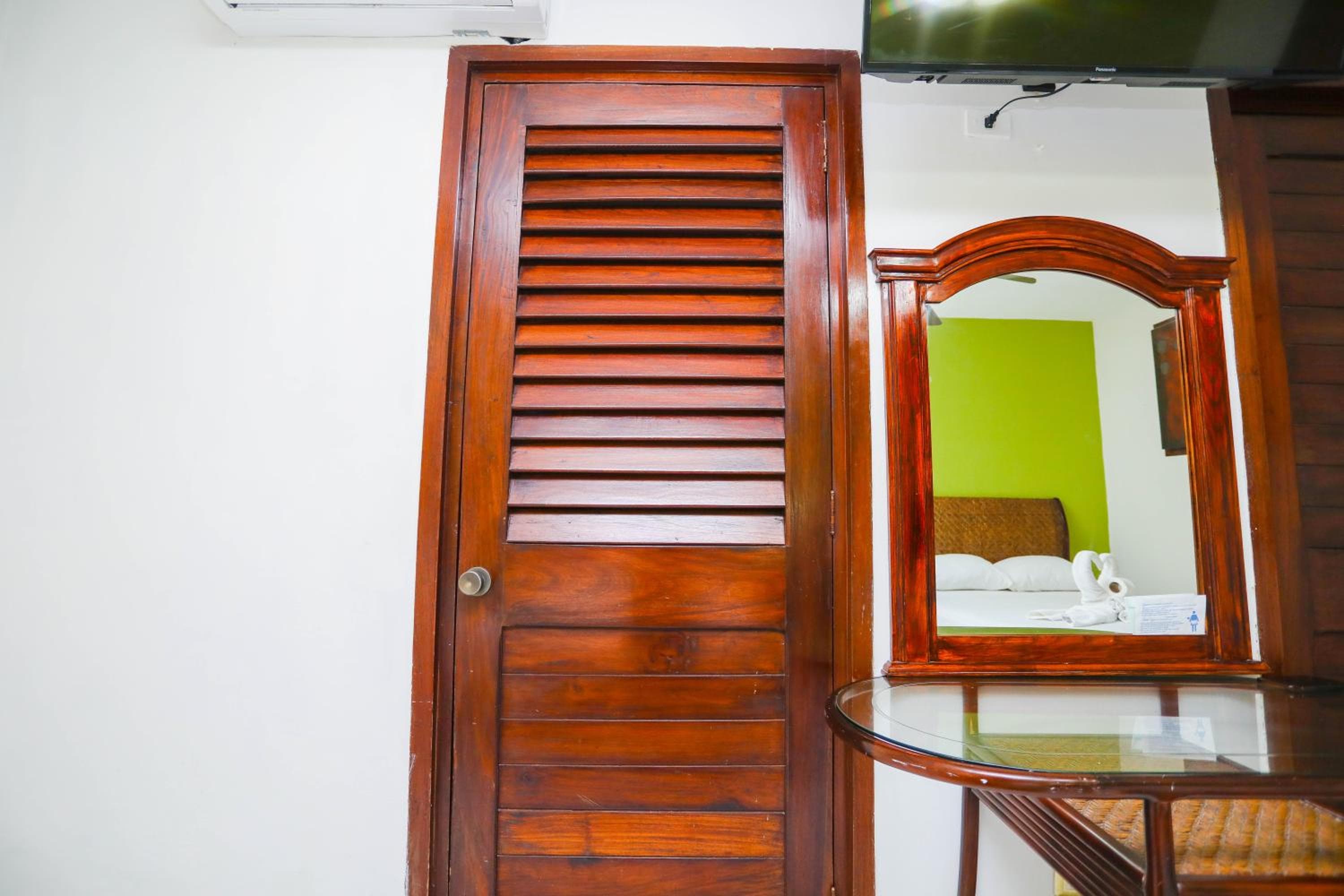 Hotel Parador — 2