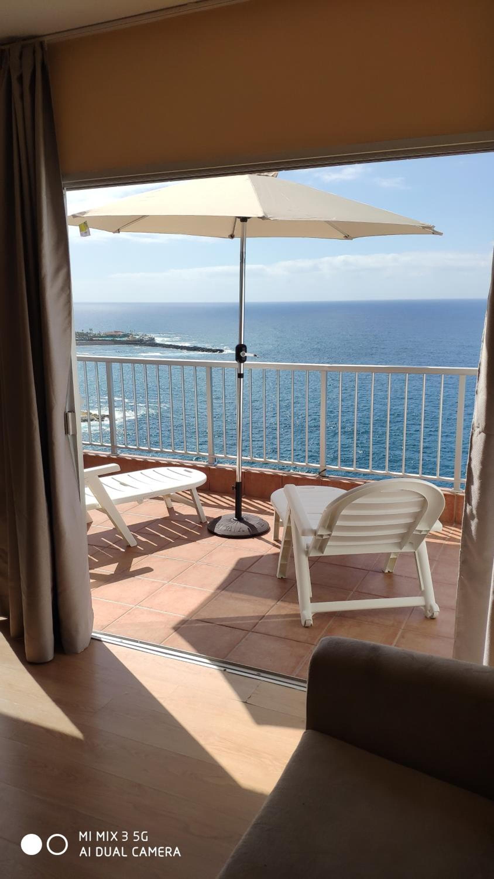 Excelente apartamento con esplédidas vistas al mar — 1