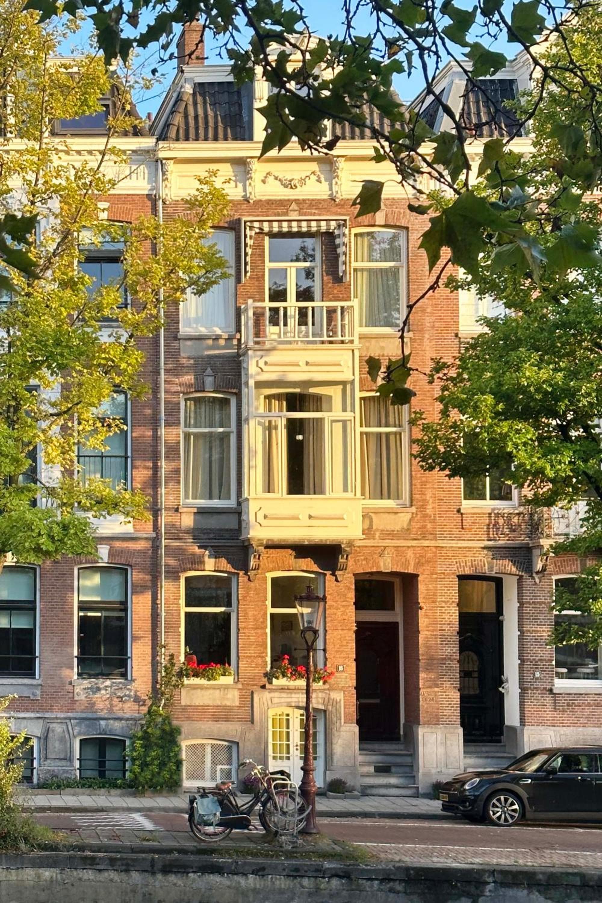 Amstel Corner Hotel — 1