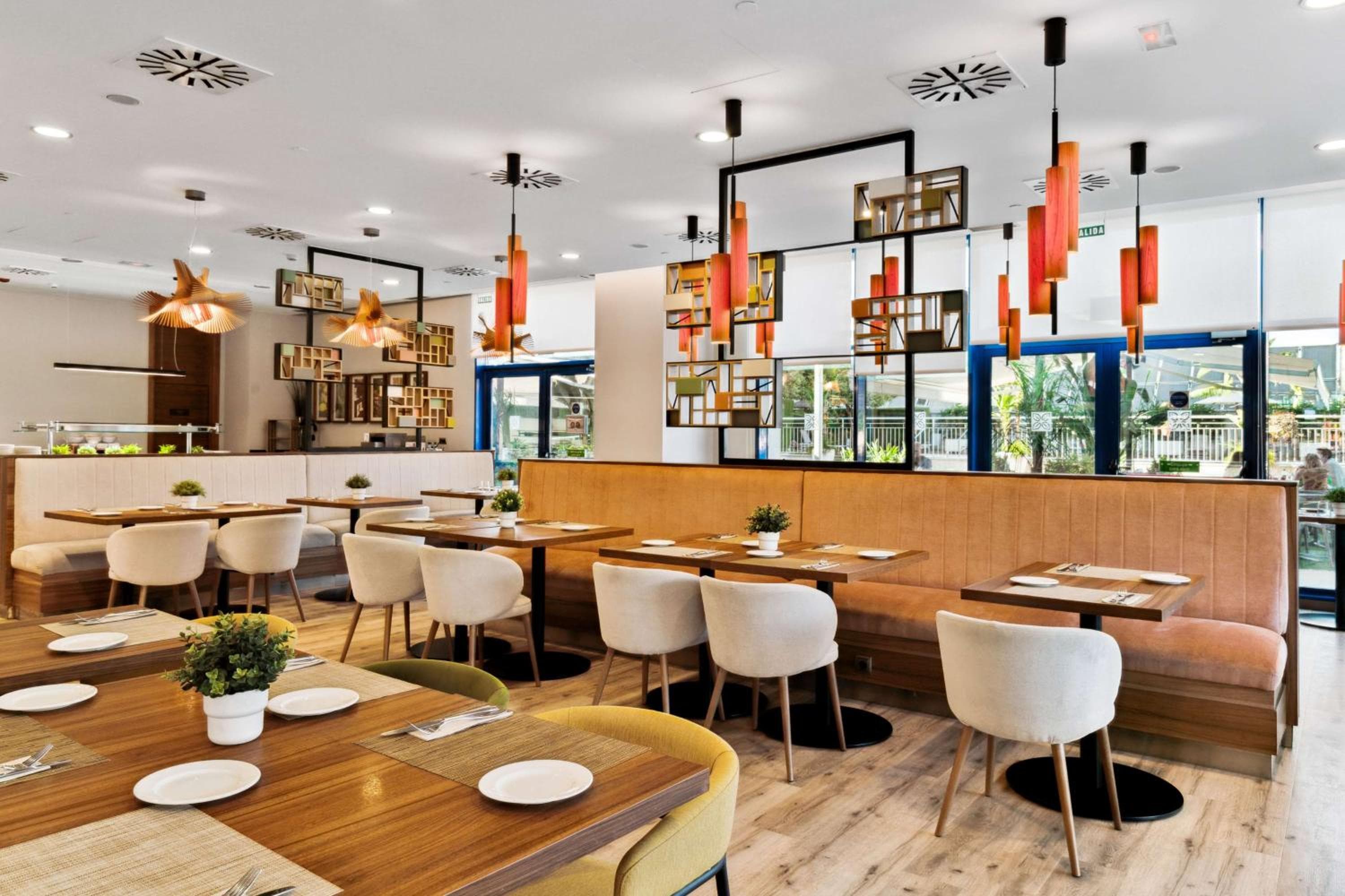 Hilton Garden Inn Sevilla — 17