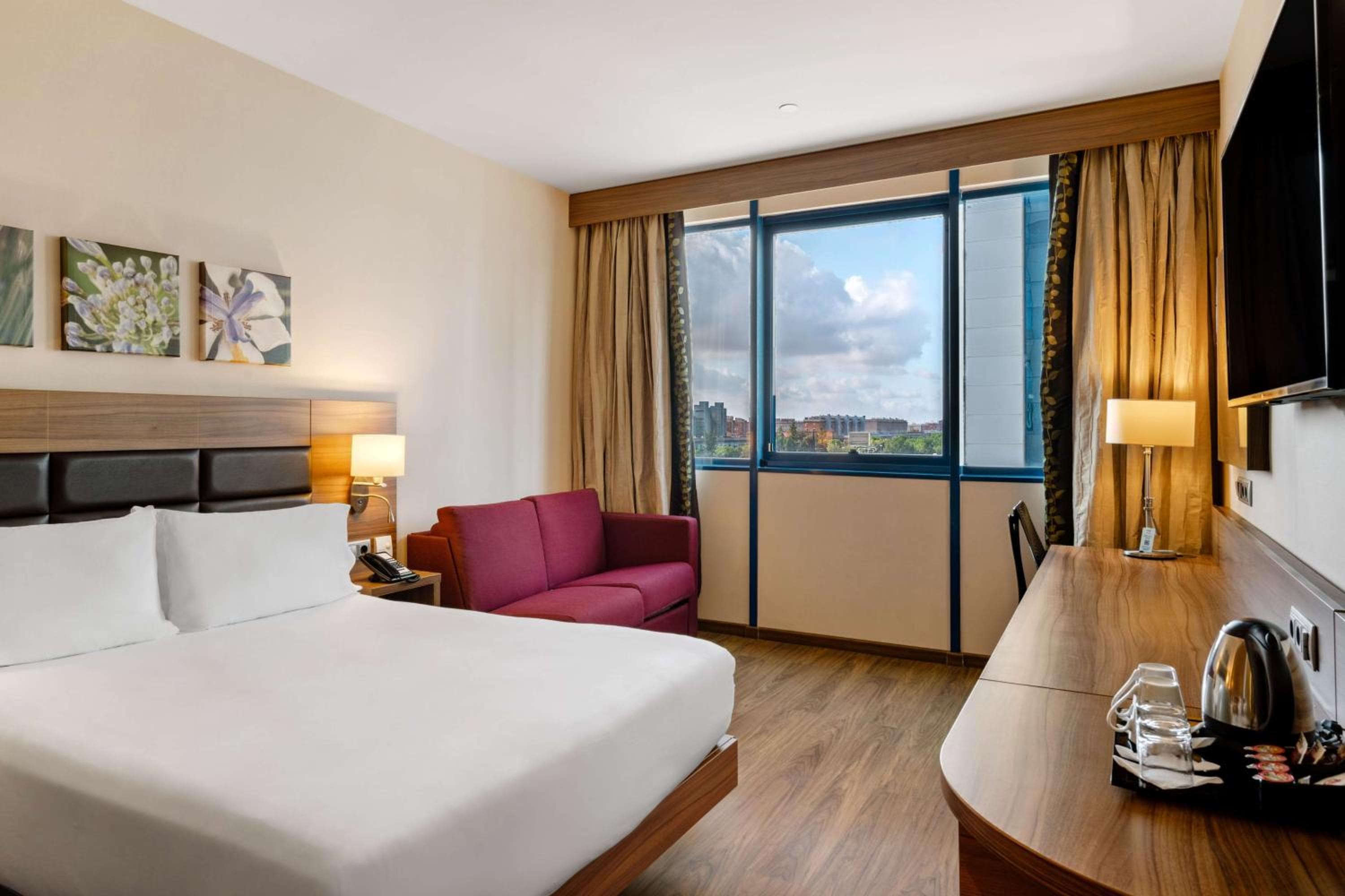 Hilton Garden Inn Sevilla — 11
