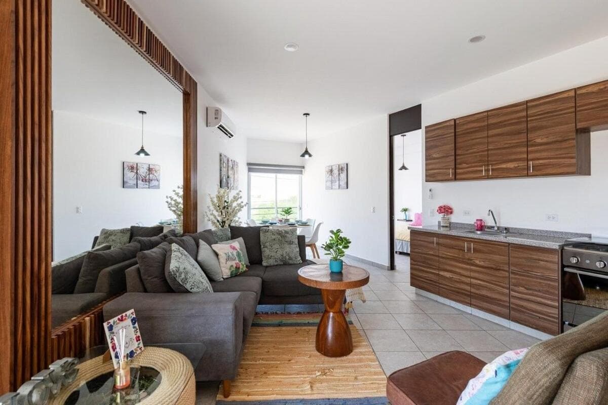 Primer Piso condo , 3 Recamaras+2.5 baños +alberca — 25