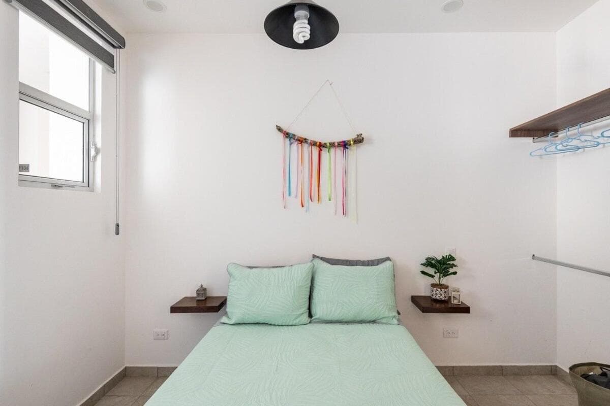 Primer Piso condo , 3 Recamaras+2.5 baños +alberca — 4