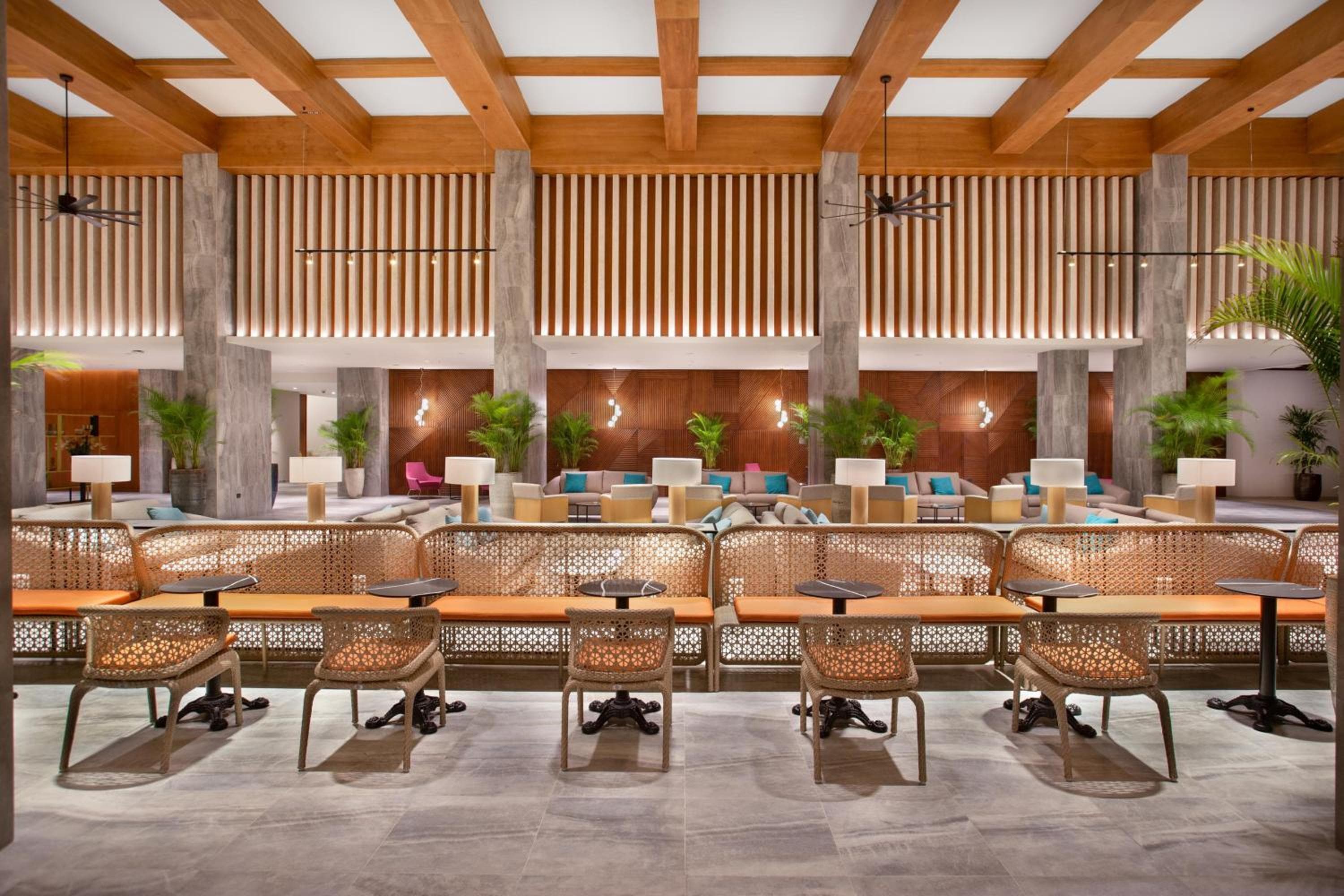 Serenade Punta Cana Beach & Spa Resort — 10