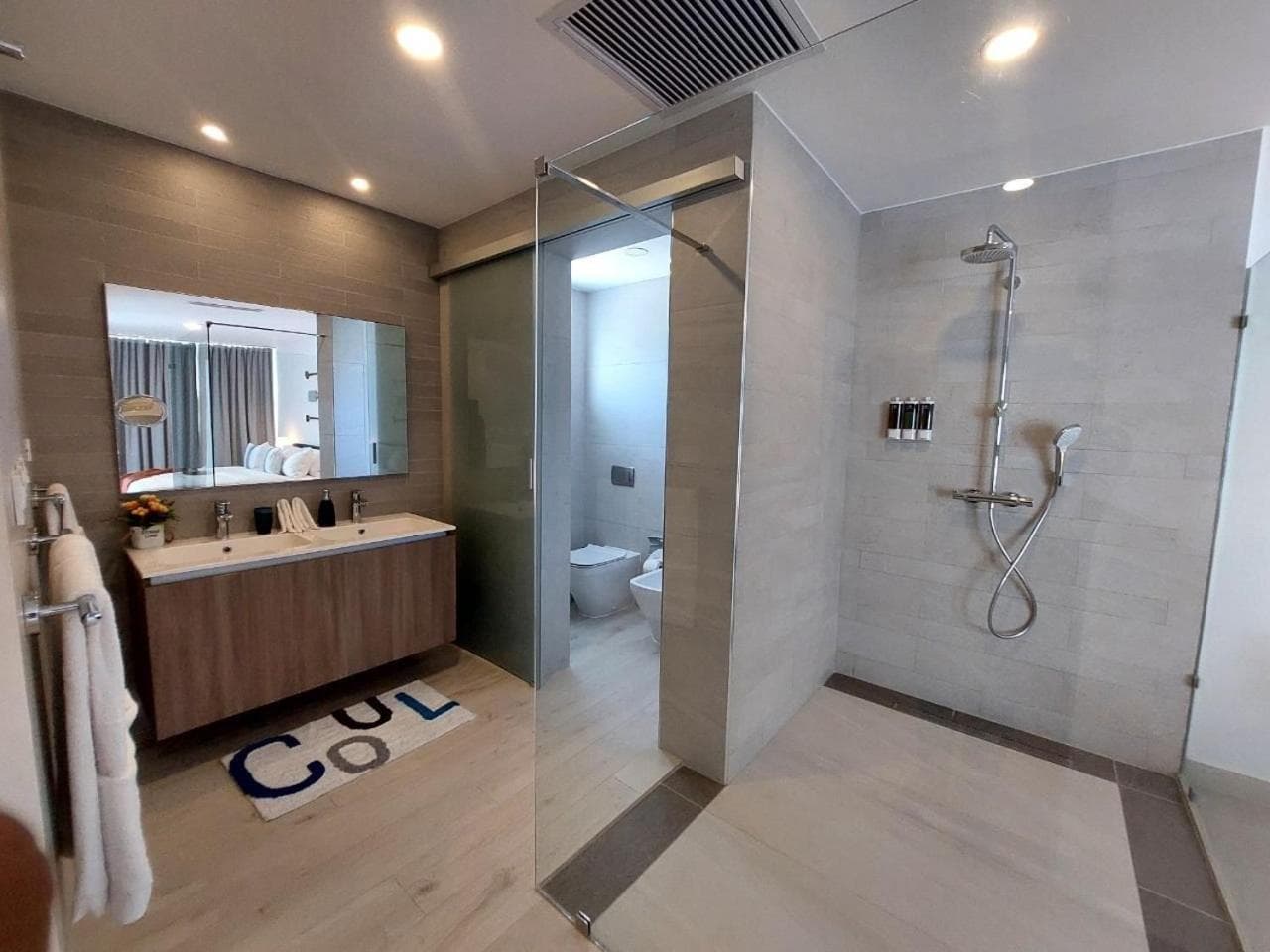 Condominio di lusso al mare 1BDR Paseo Playa Coral D-306 — 25
