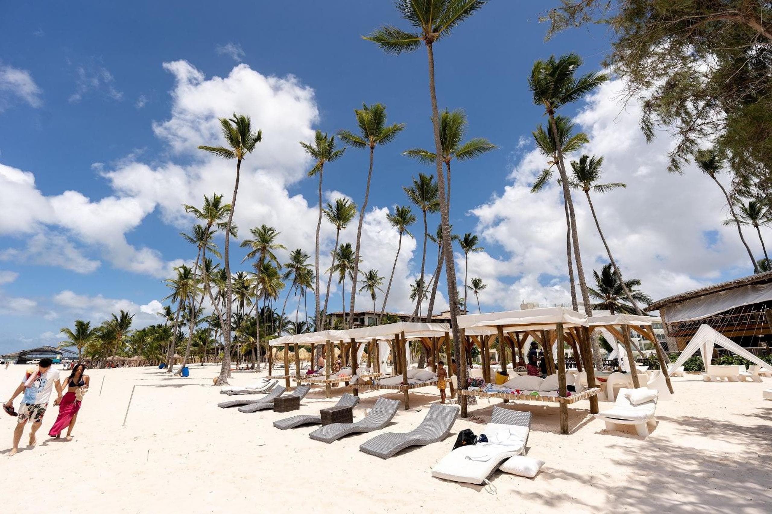 Seaside Luxury 1BDR Condo Paseo Playa Coral D-306 — 5