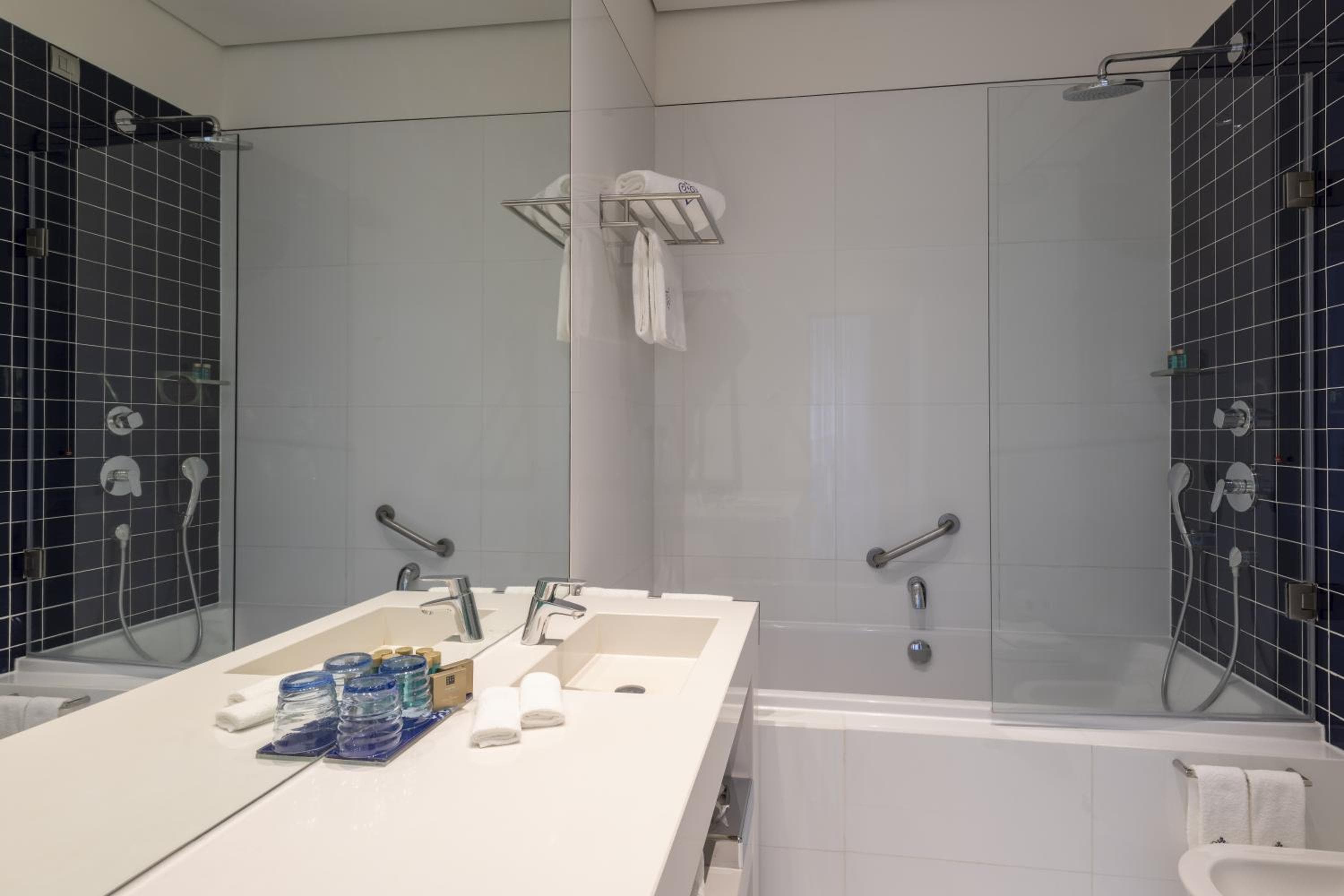 Portugal Boutique Hotel — 25
