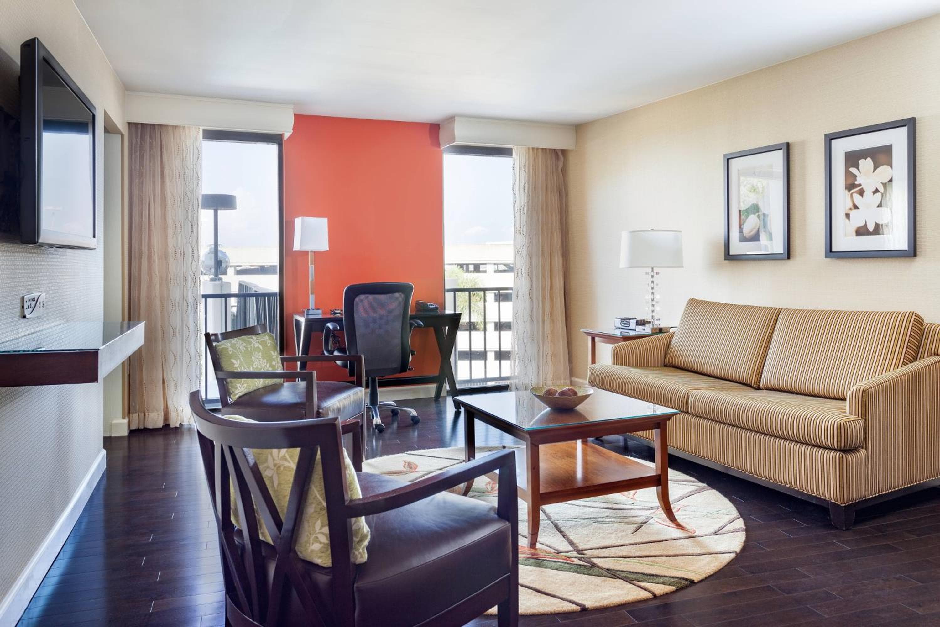 Tampa Airport Marriott — 16